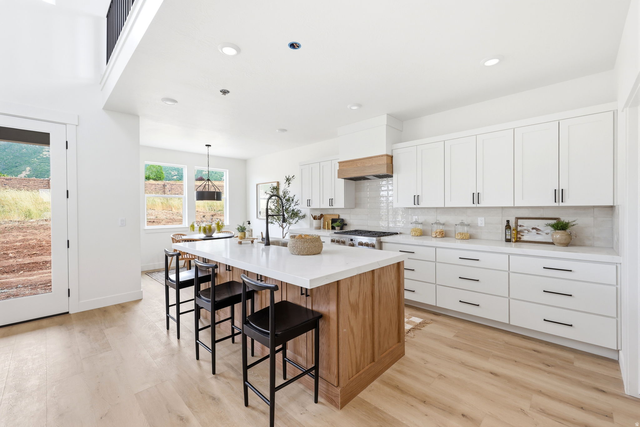 RIDGE VIEW - Residential