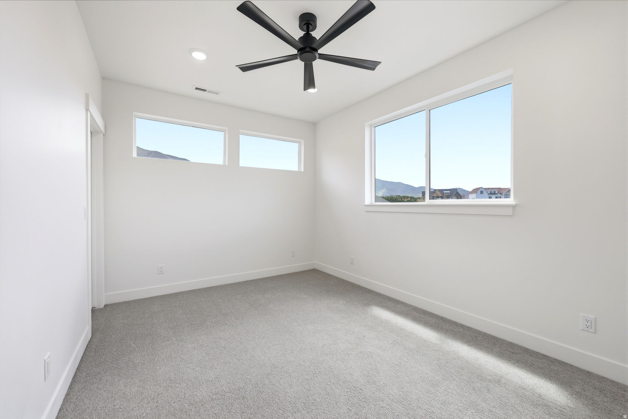 RIDGE VIEW - Residential