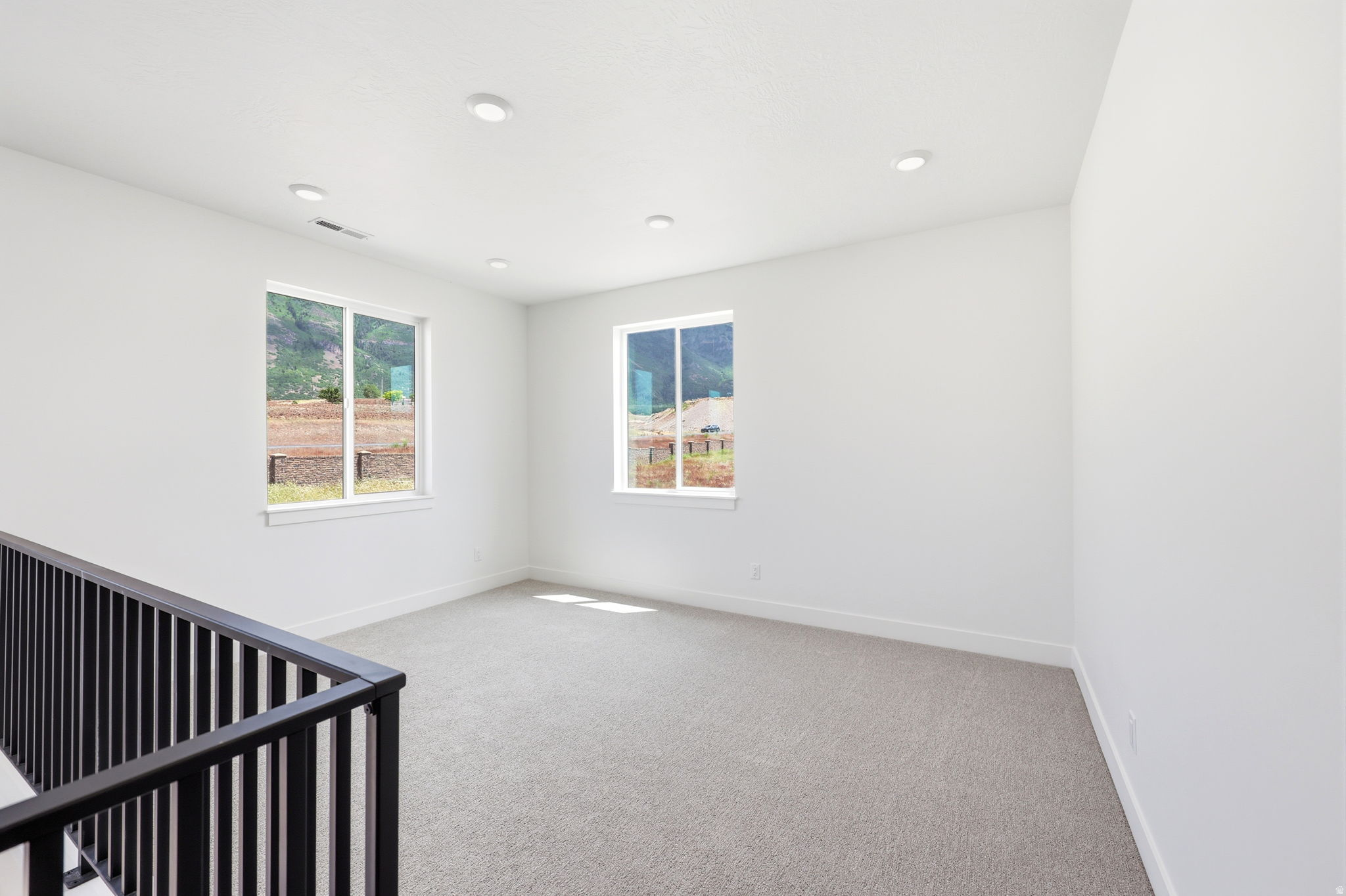 RIDGE VIEW - Residential