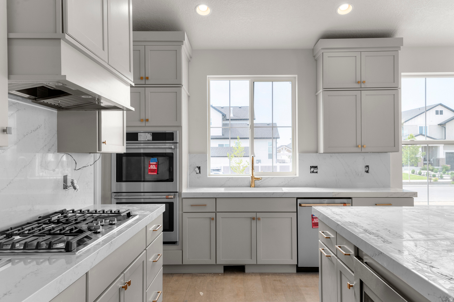 BIG WILLOW CREEK EST 329 - Residential