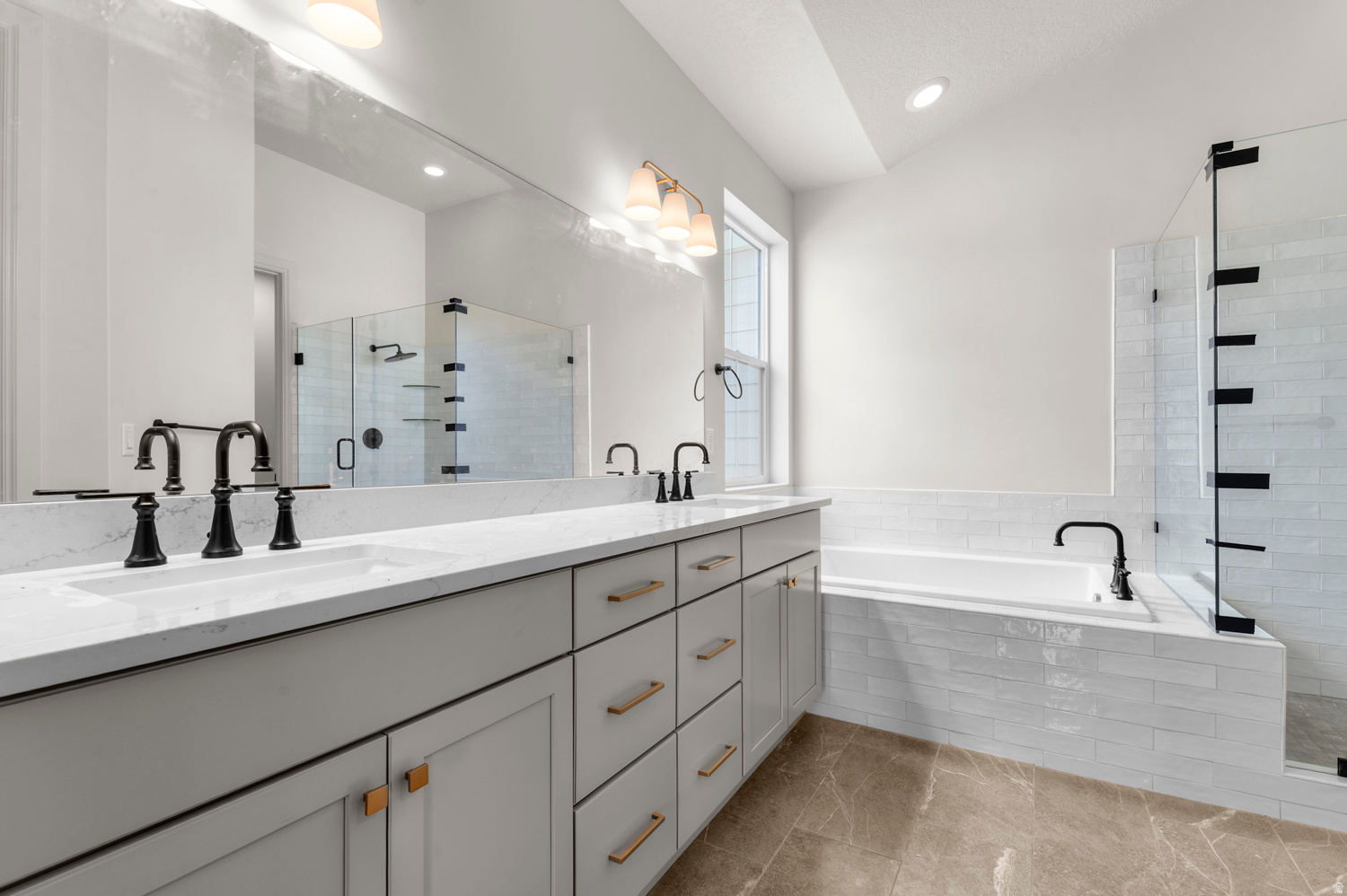 BIG WILLOW CREEK EST 329 - Residential