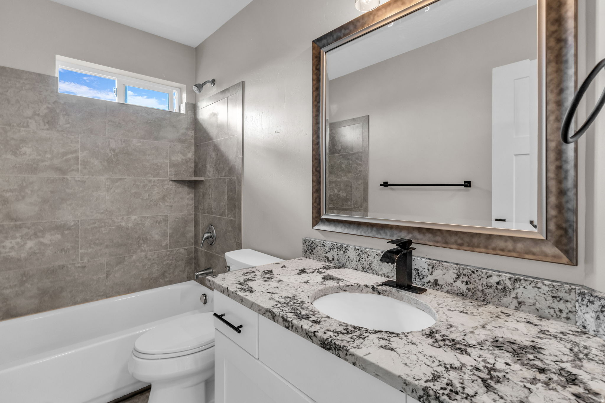 ASPEN VIEW - Residential