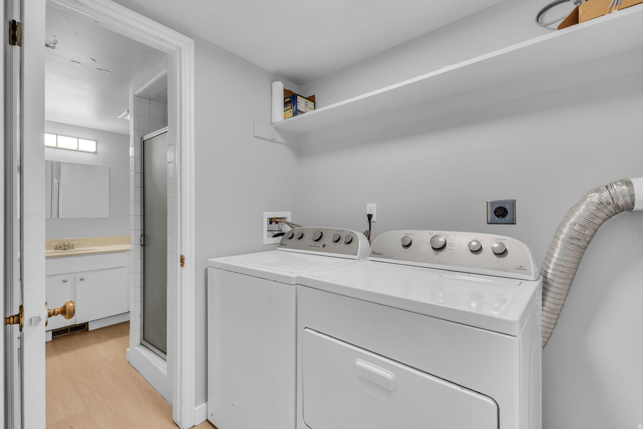 AIX LA CHAPE - Residential