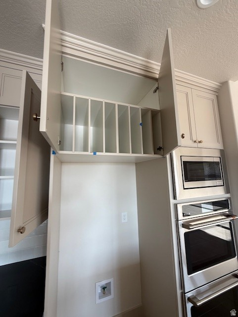 OVERLAKE ESTATES - Residential