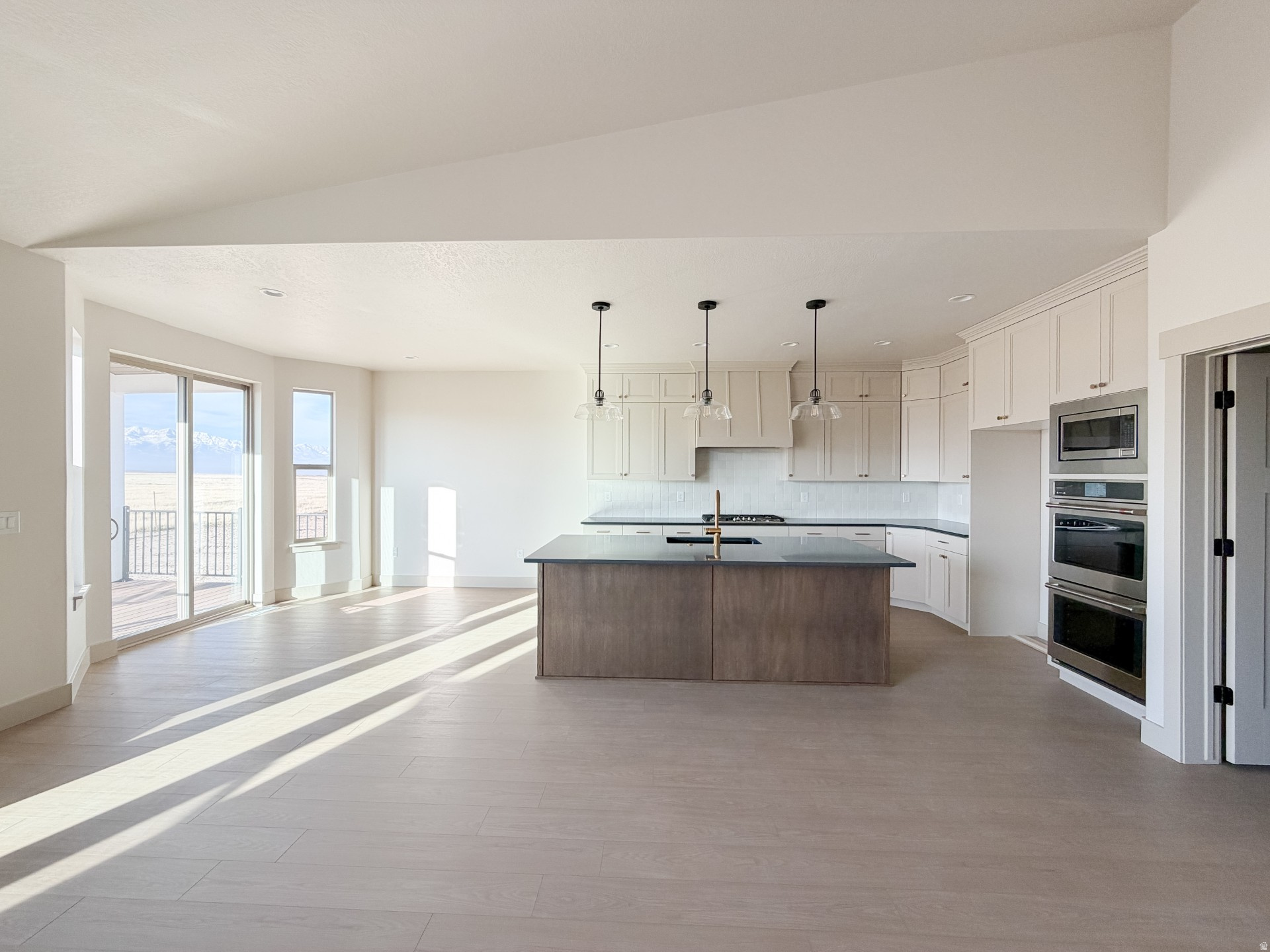 OVERLAKE ESTATES - Residential