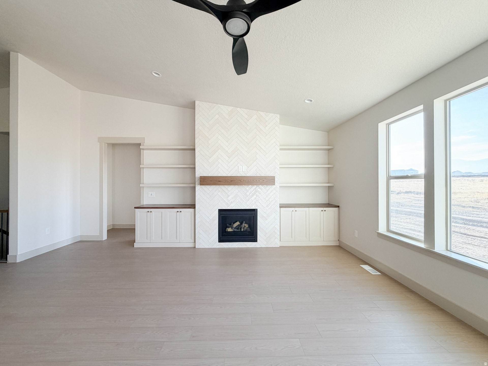 OVERLAKE ESTATES - Residential