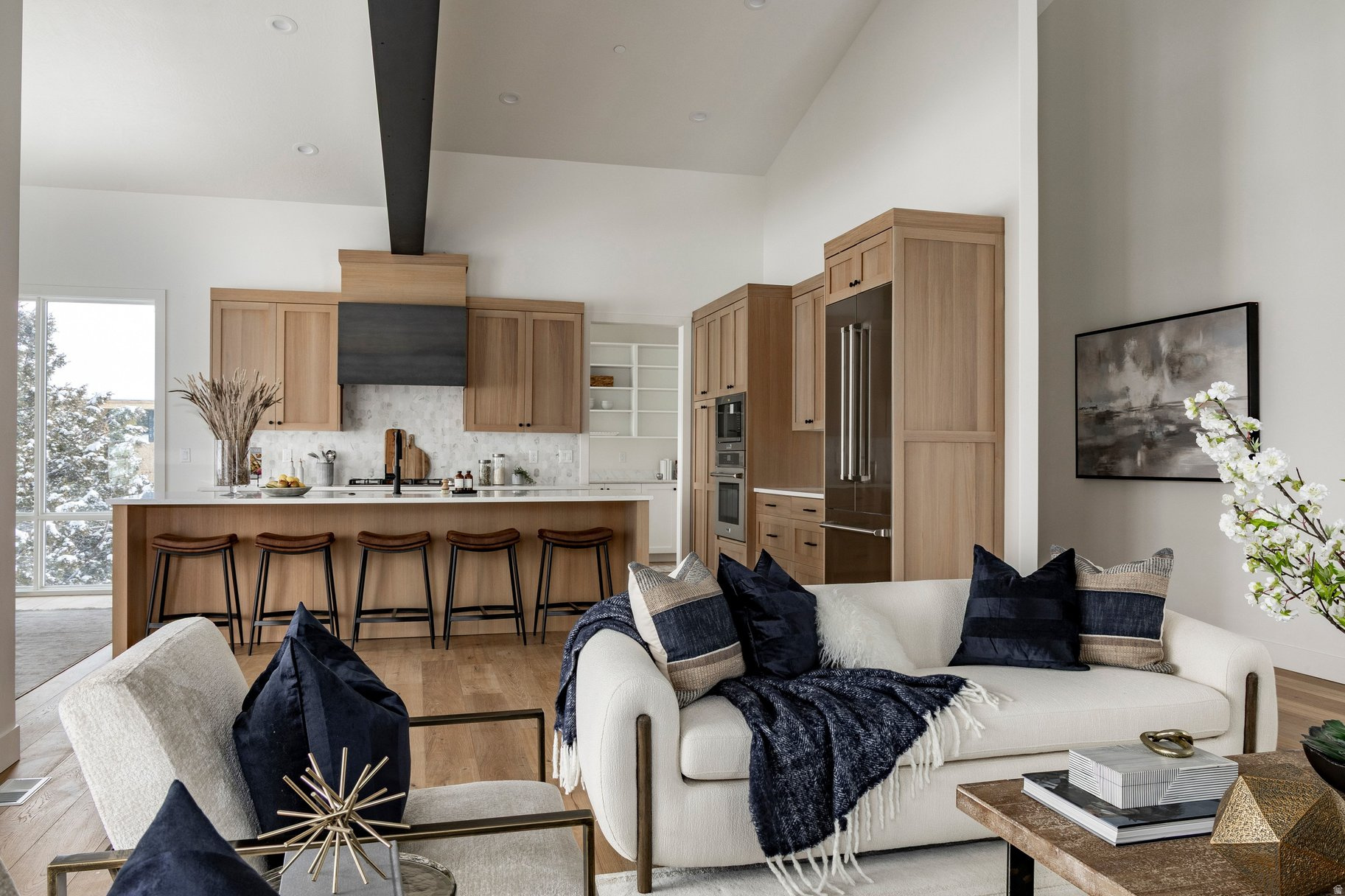 DISCOVERY RIDGE - Residential