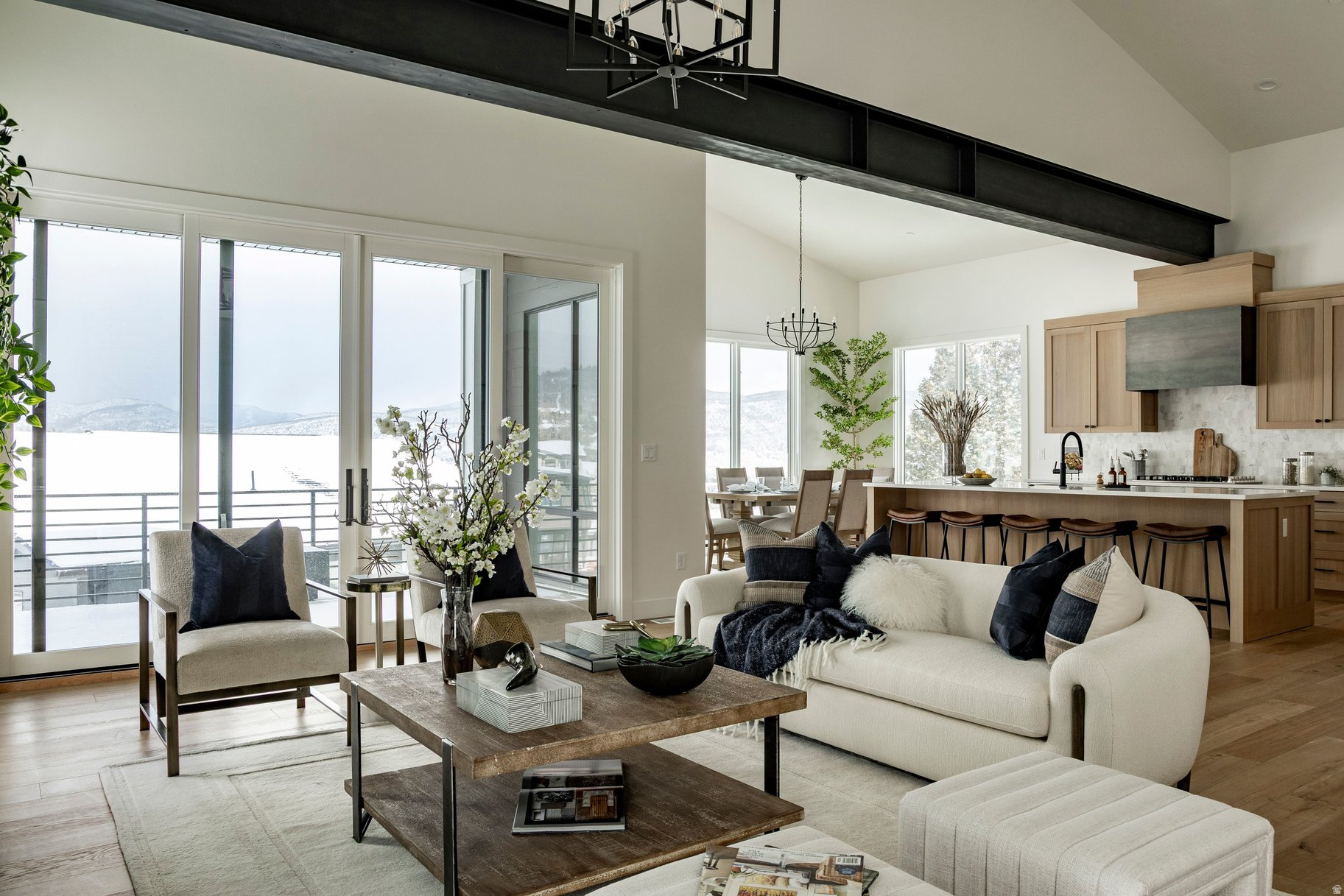 DISCOVERY RIDGE - Residential