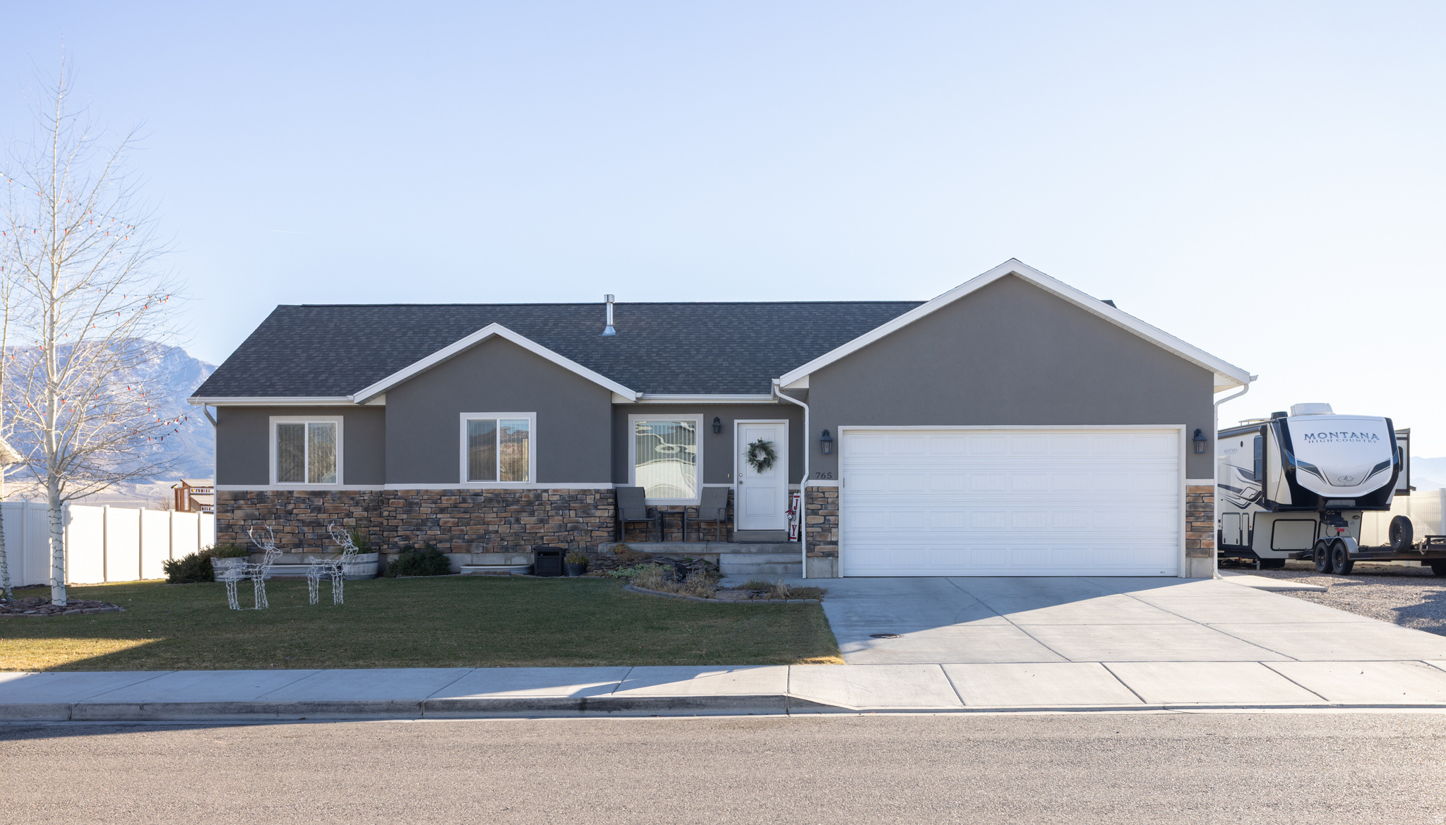 POULSON ESTATES - Residential