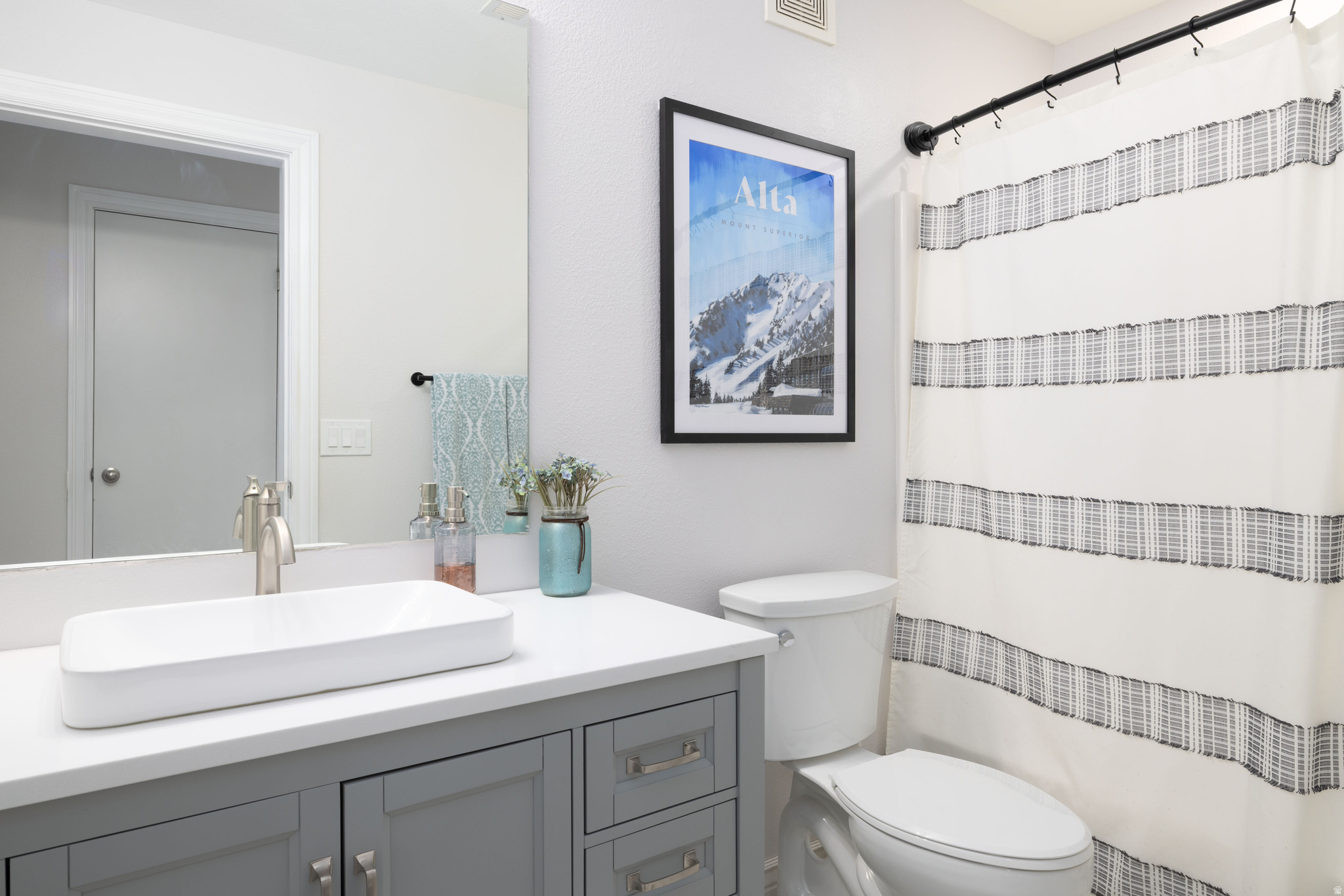 MILLCREEK HOLLOW CONDOMINIUMS - Residential