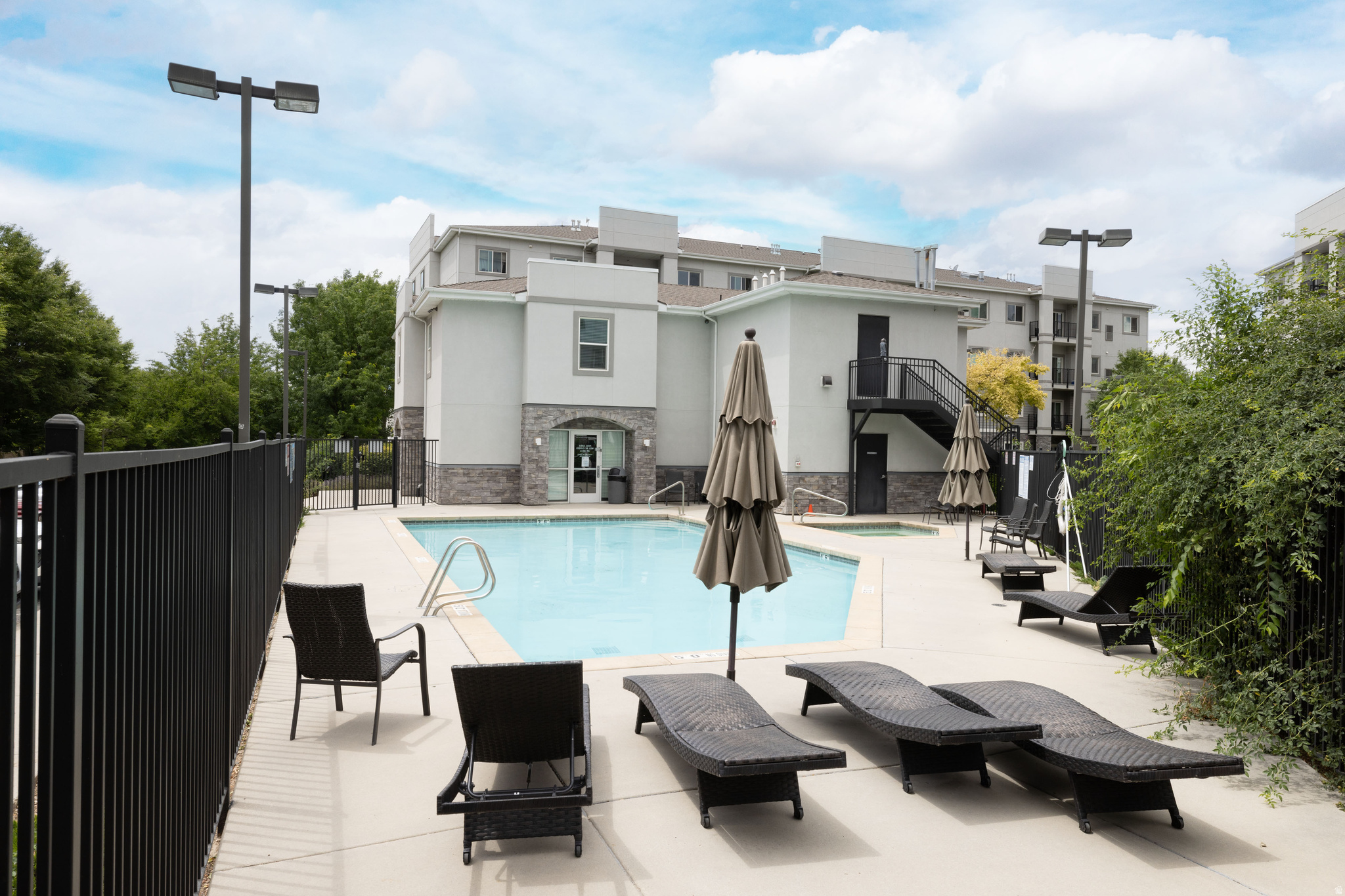 MILLCREEK HOLLOW CONDOMINIUMS - Residential