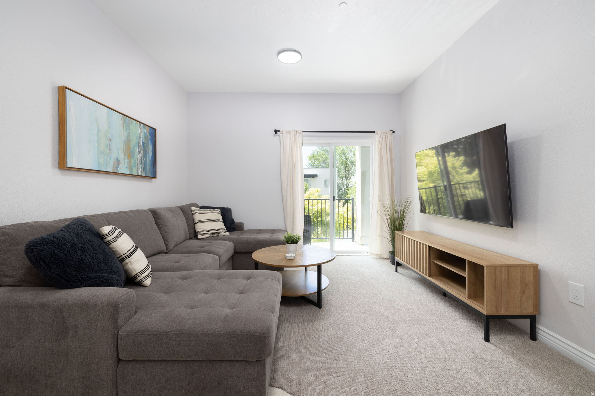 MILLCREEK HOLLOW CONDOMINIUMS - Residential