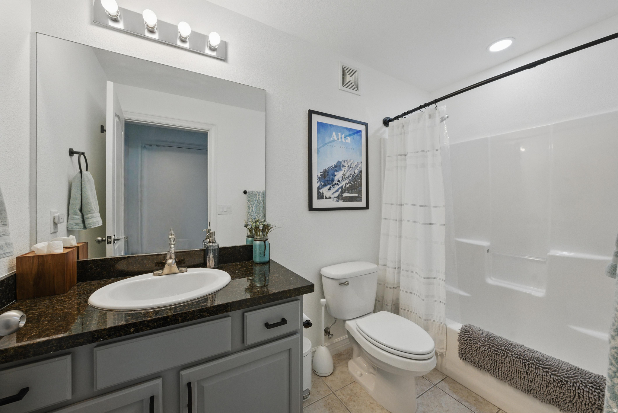 MILLCREEK HOLLOW CONDOMINIUMS - Residential