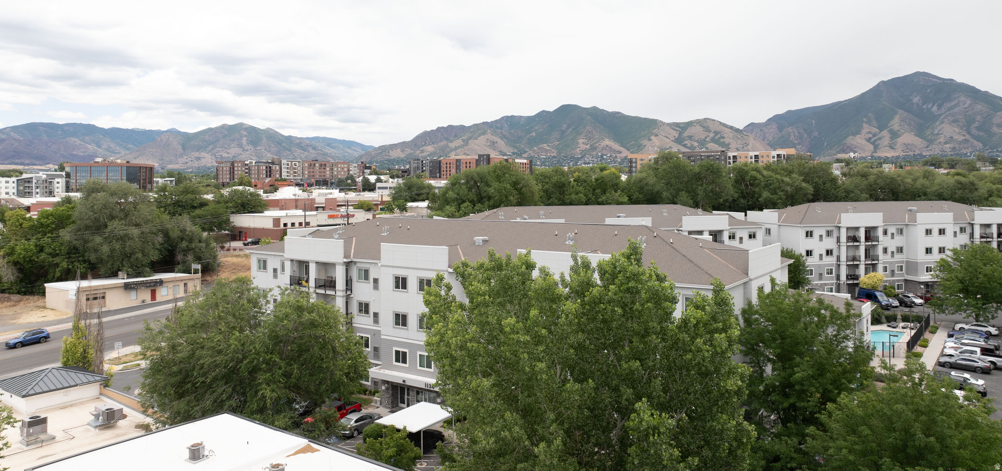 MILLCREEK HOLLOW CONDOMINIUMS - Residential