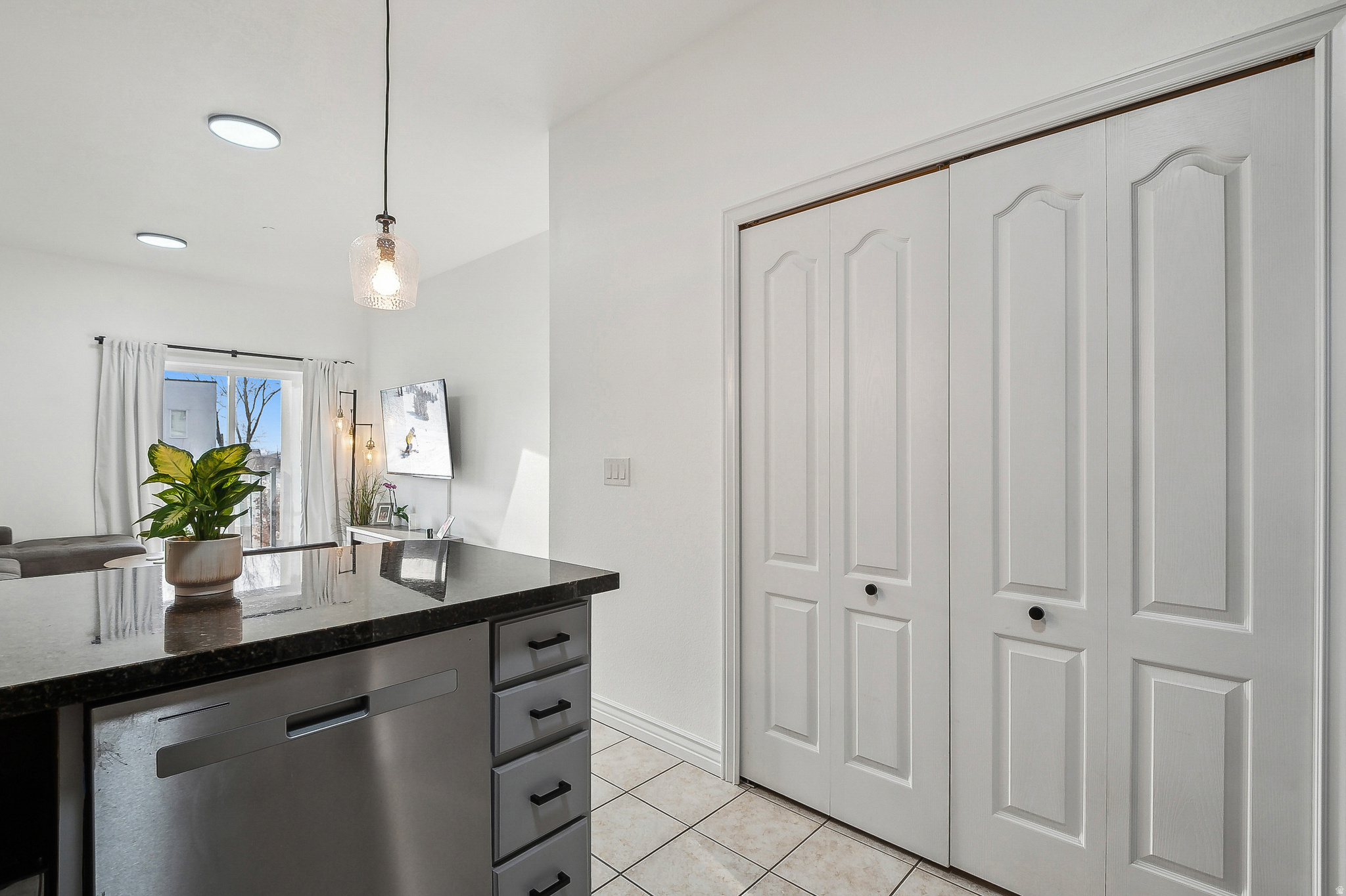MILLCREEK HOLLOW CONDOMINIUMS - Residential