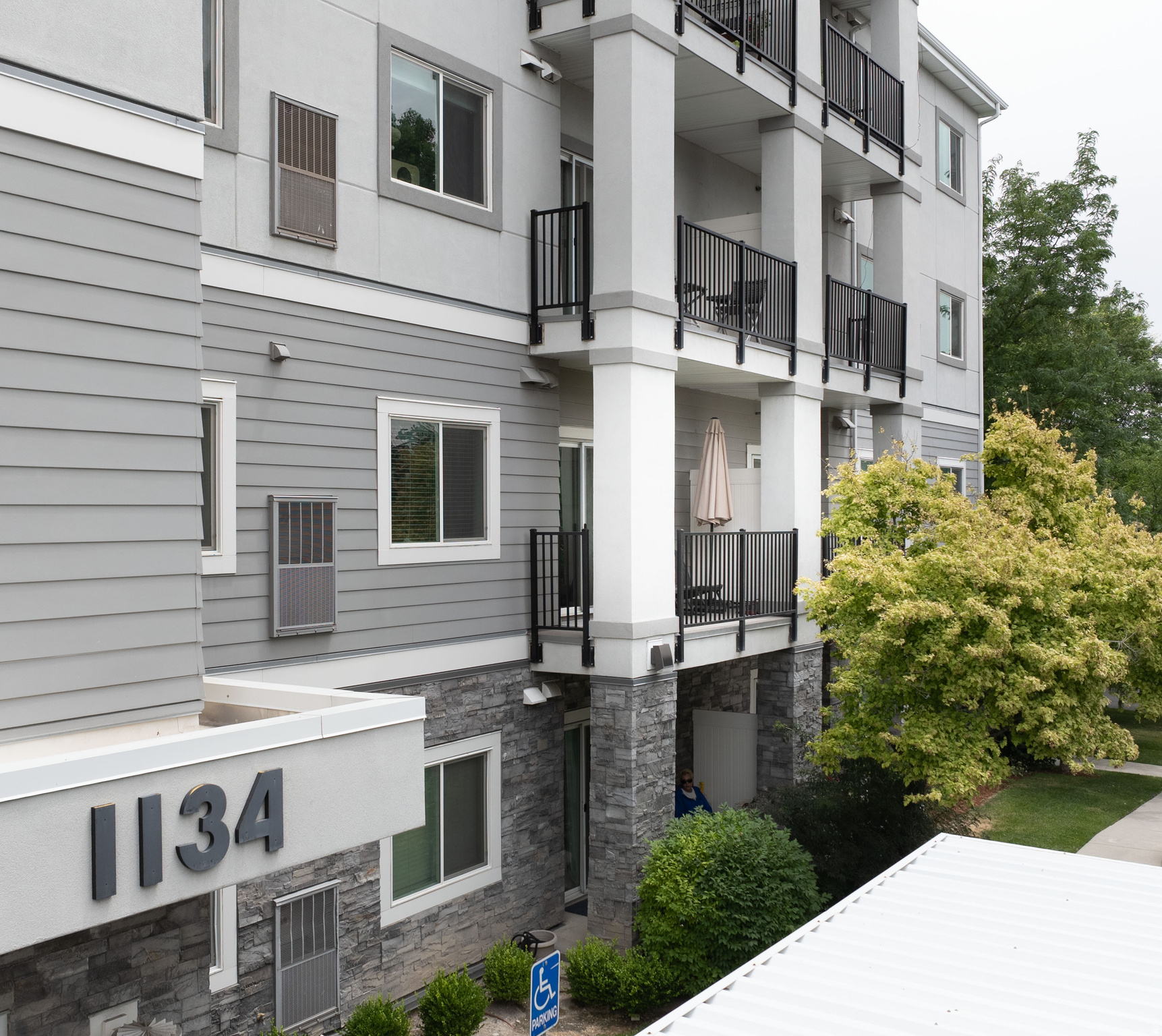 MILLCREEK HOLLOW CONDOMINIUMS - Residential