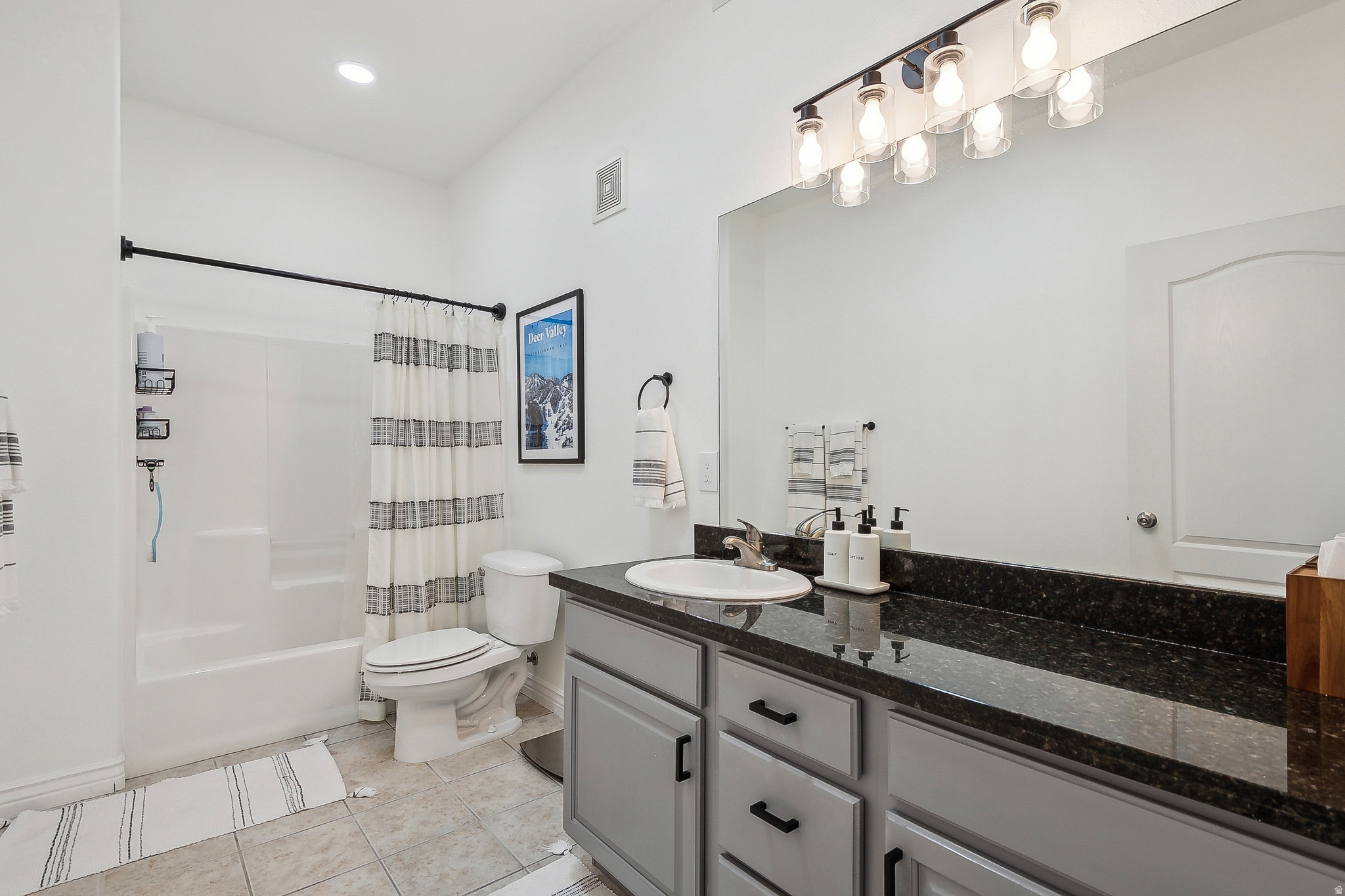 MILLCREEK HOLLOW CONDOMINIUMS - Residential