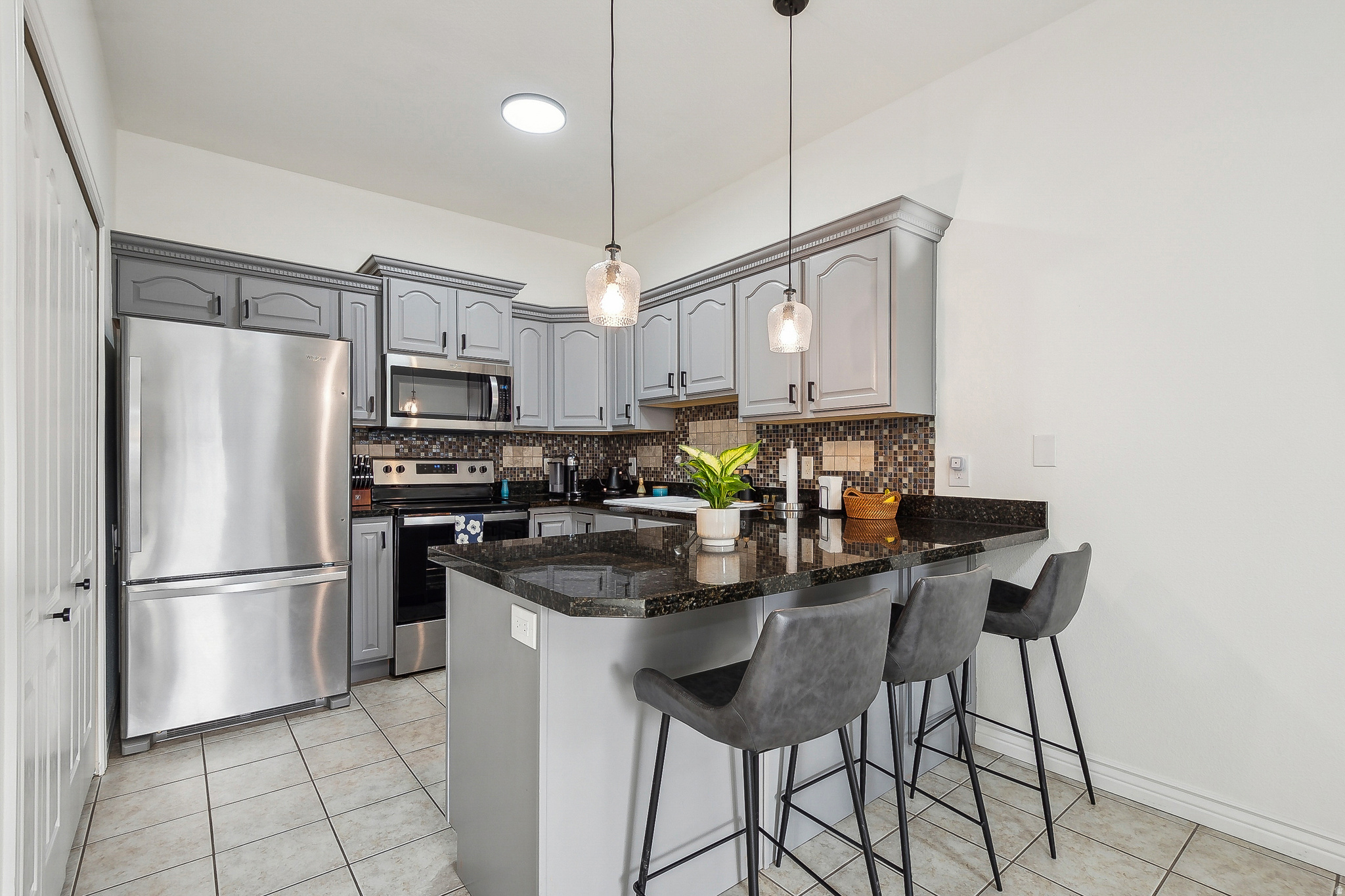 MILLCREEK HOLLOW CONDOMINIUMS - Residential