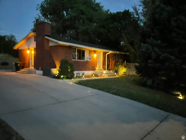 IMPERIAL HEIGHTS - Residential