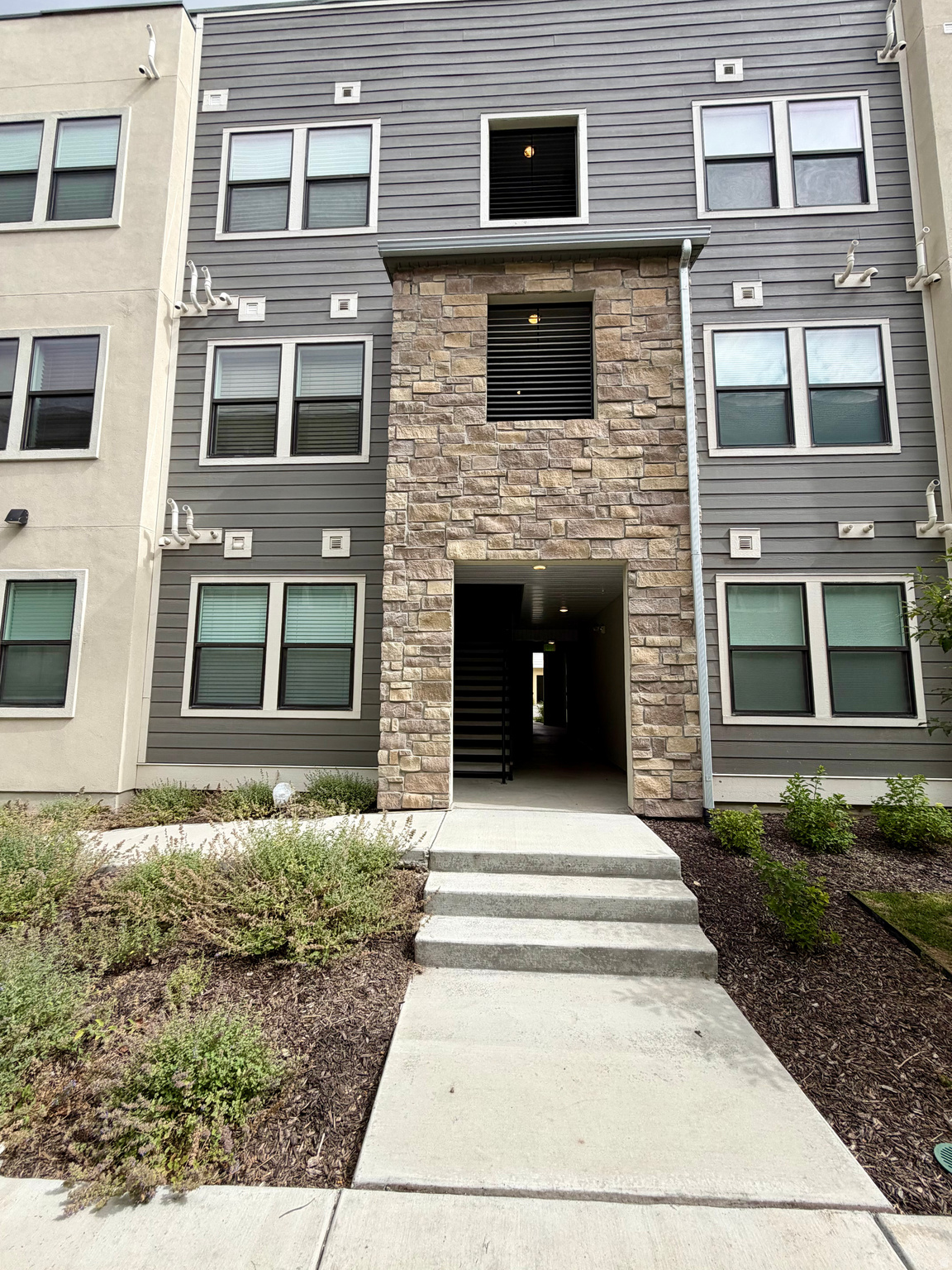 JORDAN HEIGHTS - Residential
