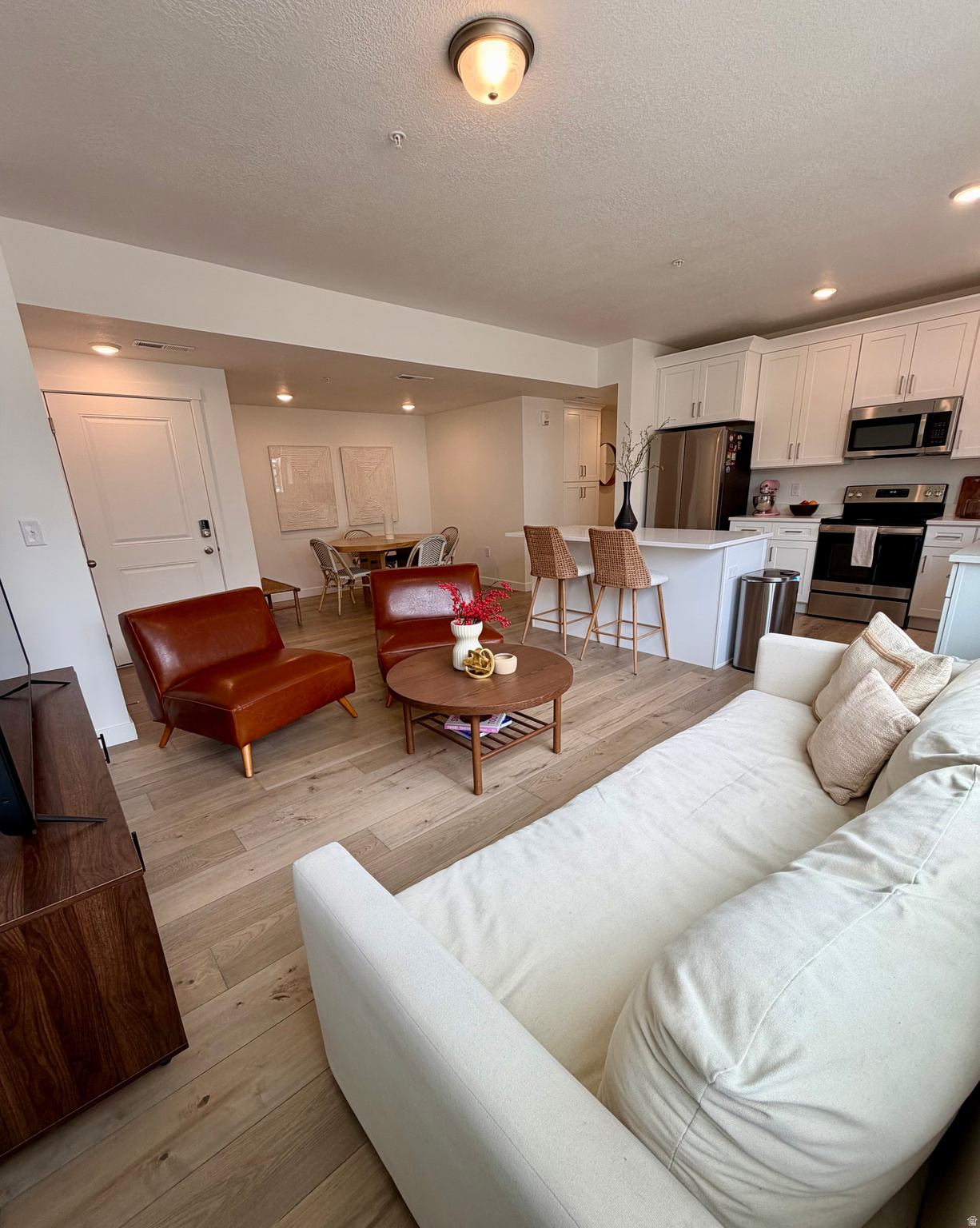 JORDAN HEIGHTS - Residential