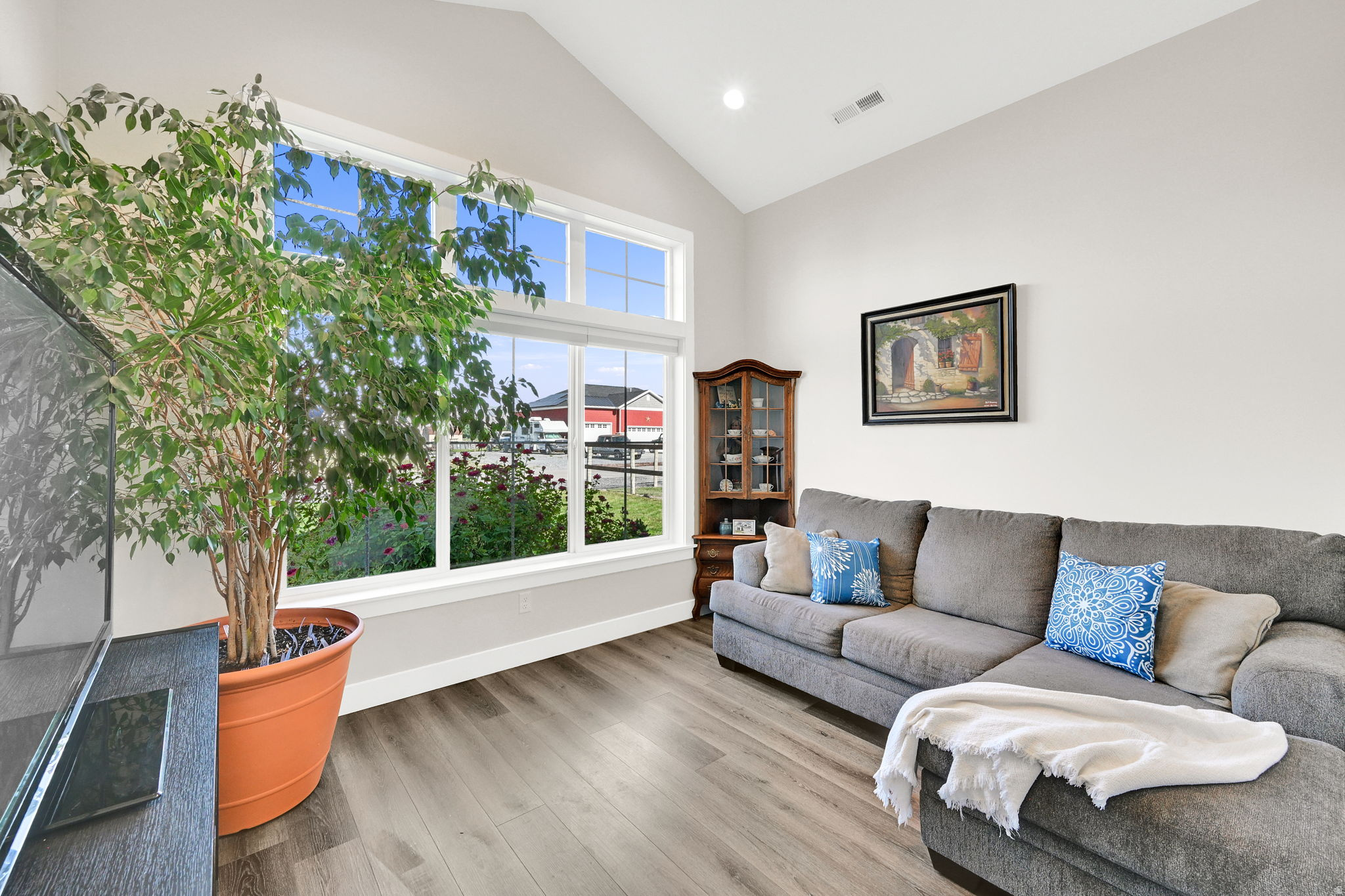 ASPEN MEADOWS - Residential