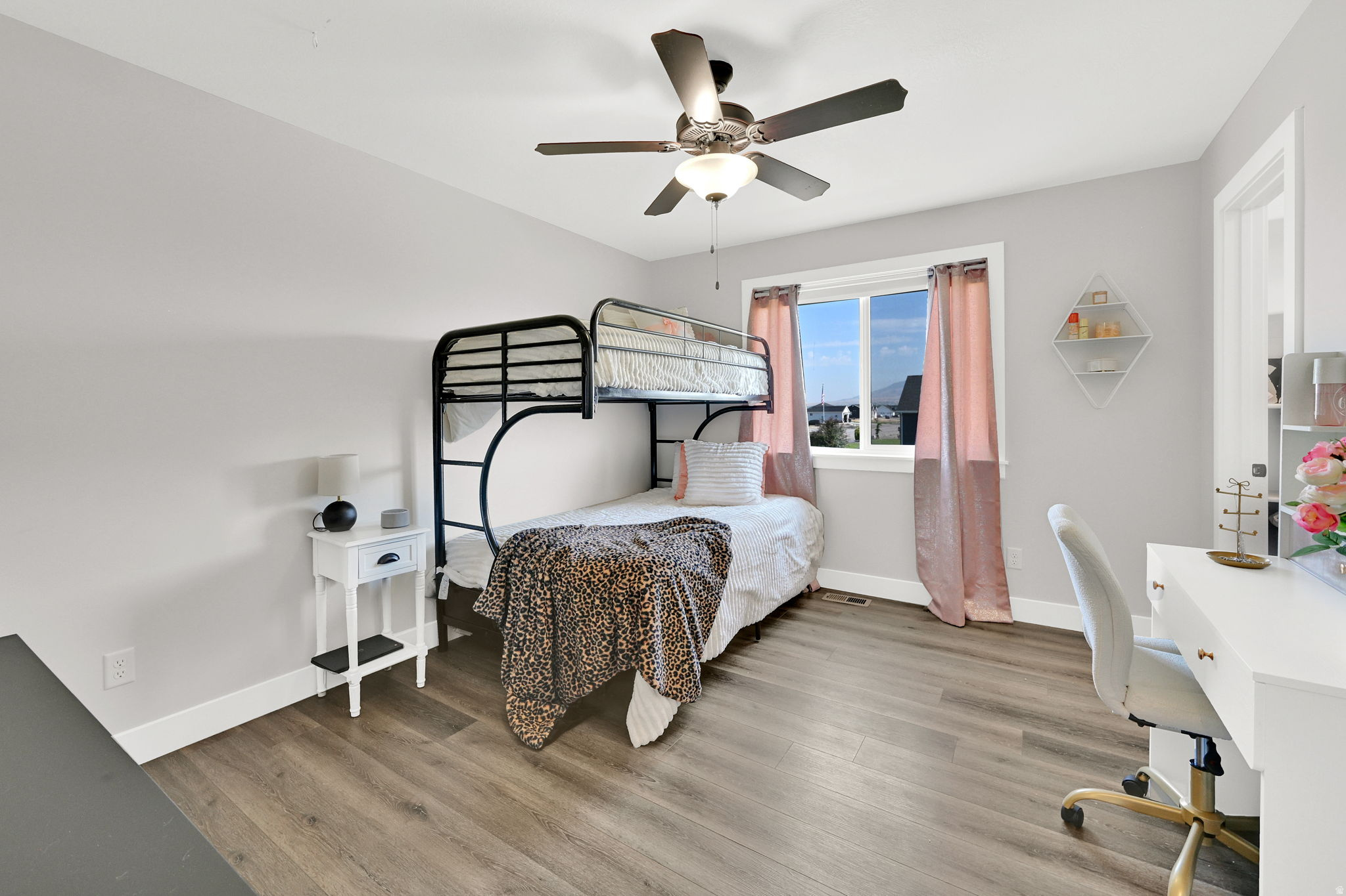 ASPEN MEADOWS - Residential