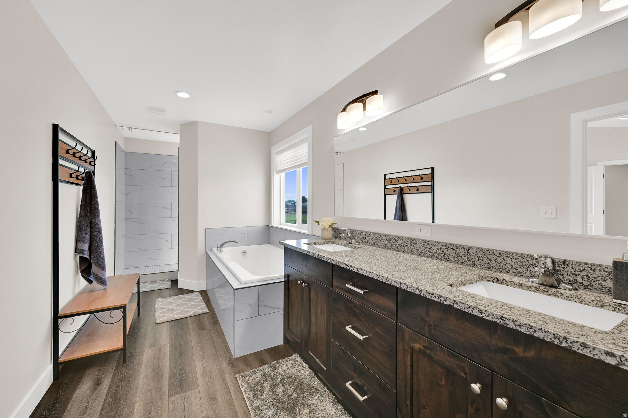 ASPEN MEADOWS - Residential
