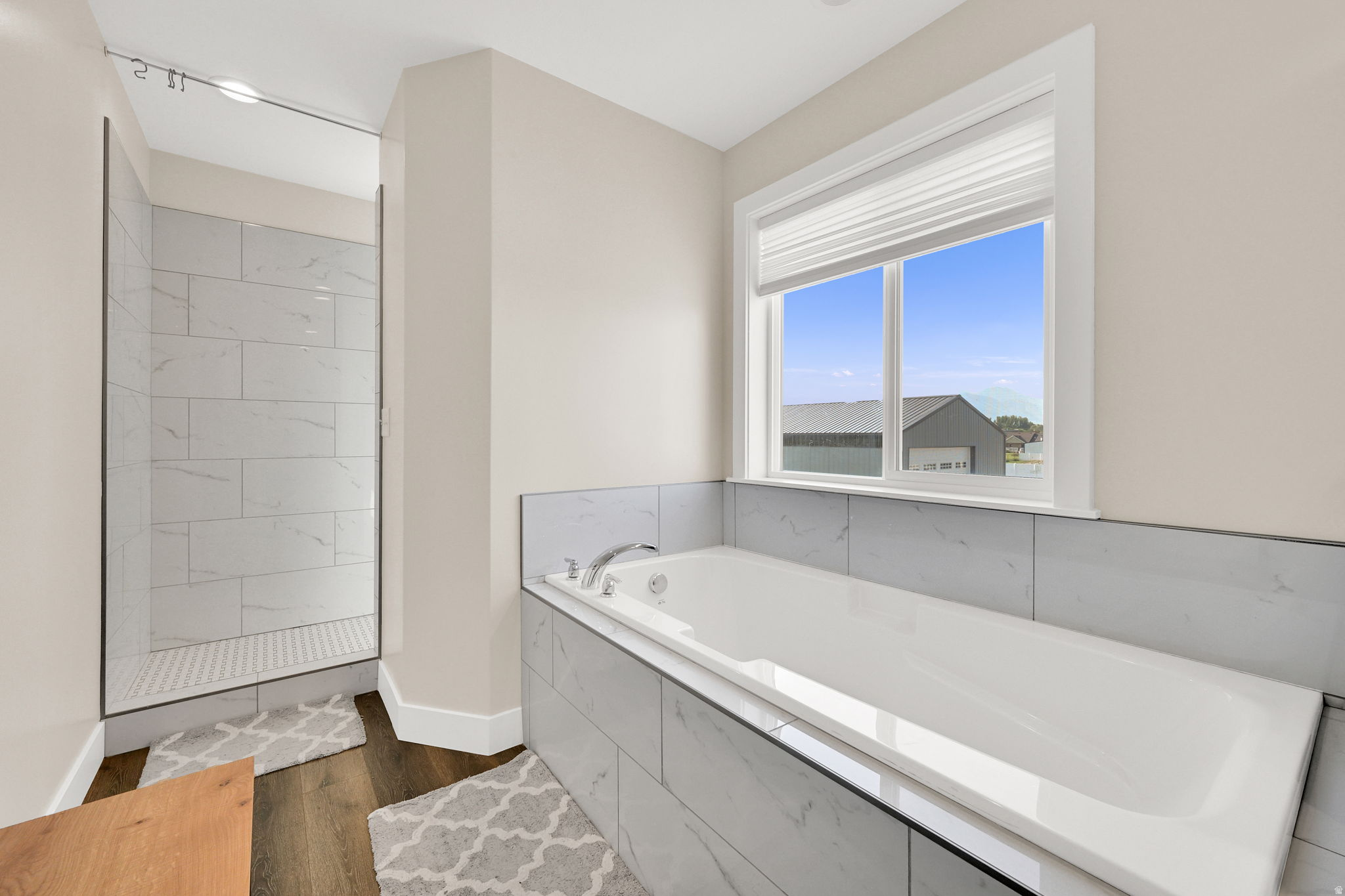 ASPEN MEADOWS - Residential