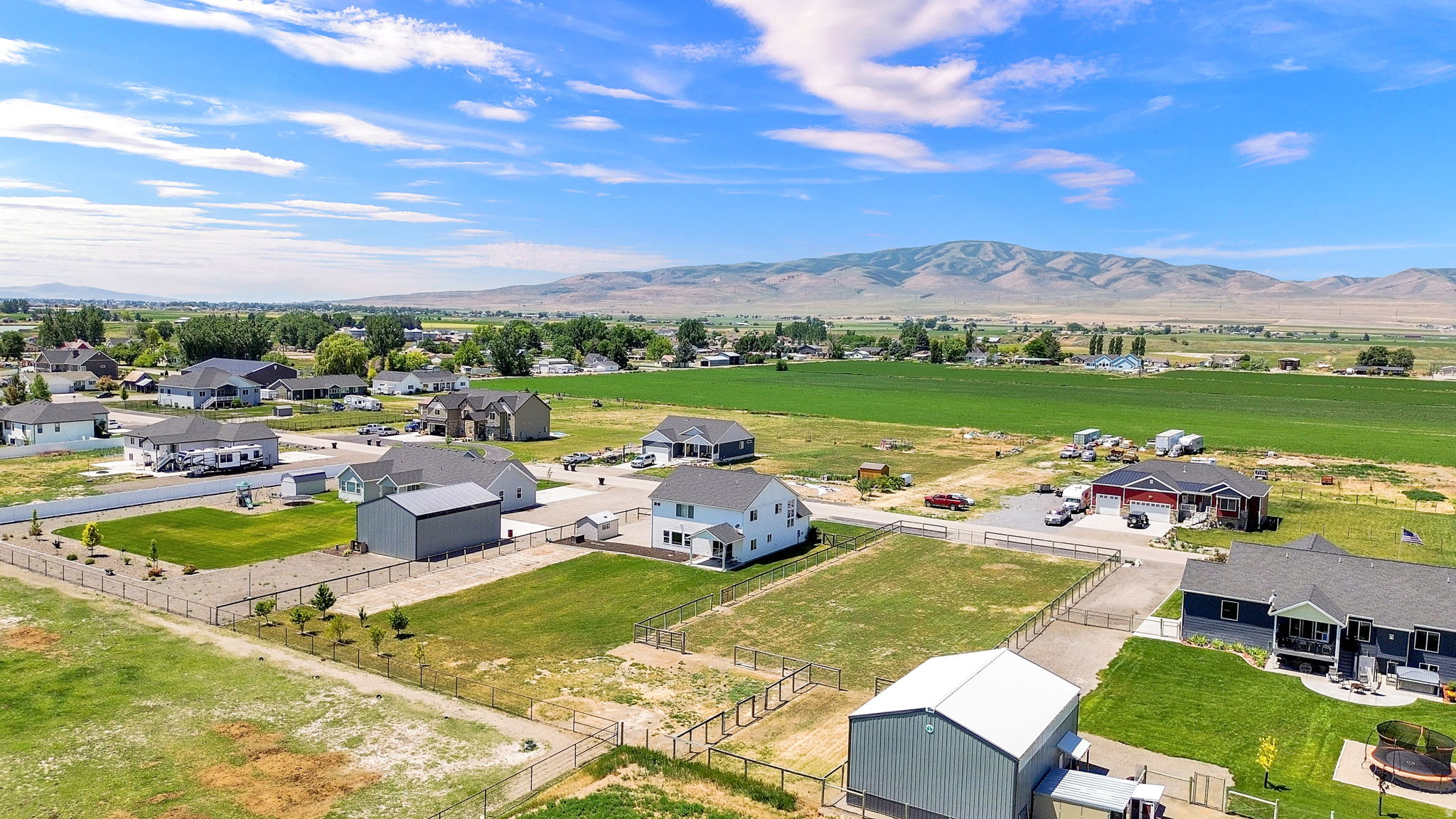 ASPEN MEADOWS - Residential