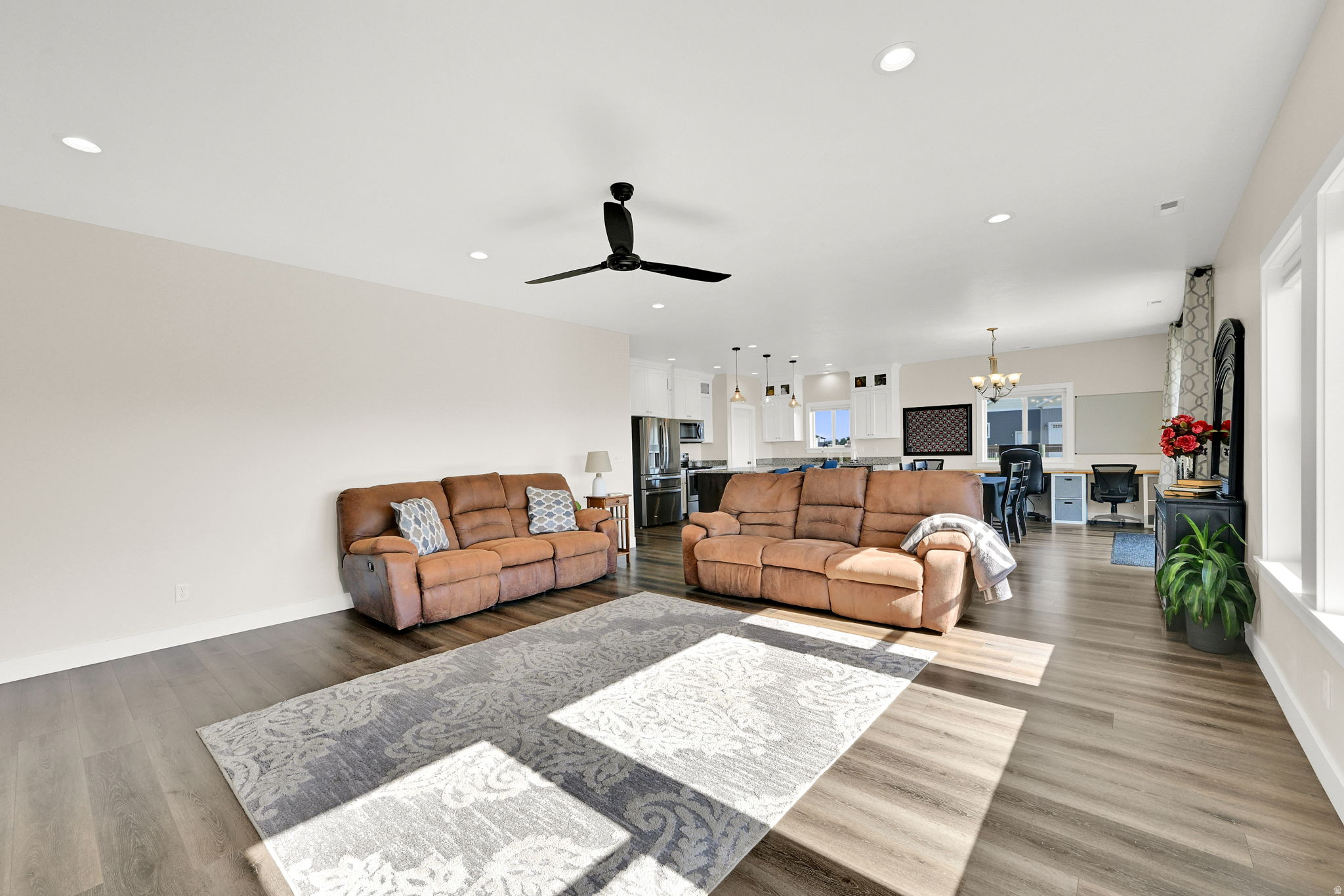 ASPEN MEADOWS - Residential