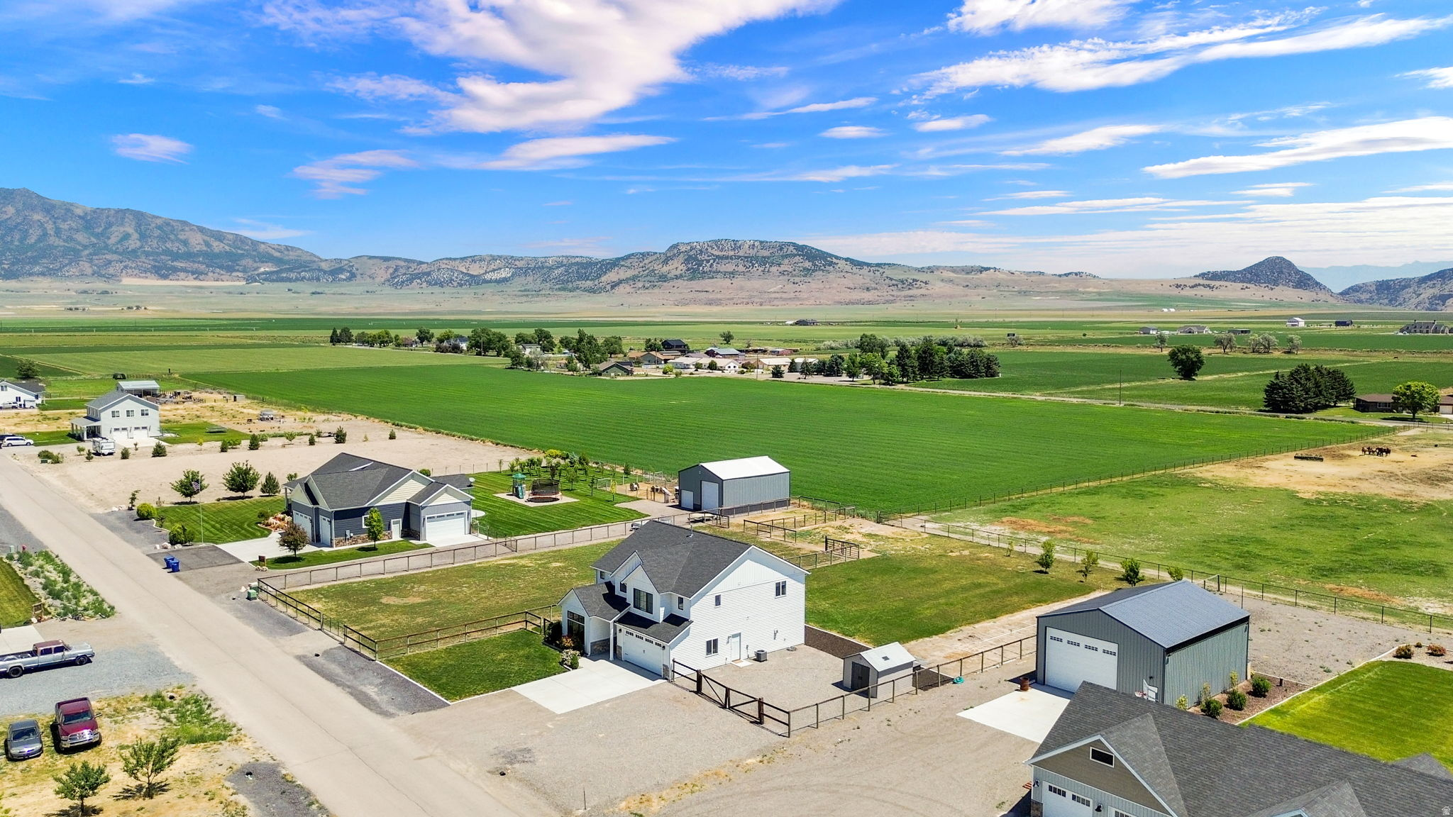 ASPEN MEADOWS - Residential
