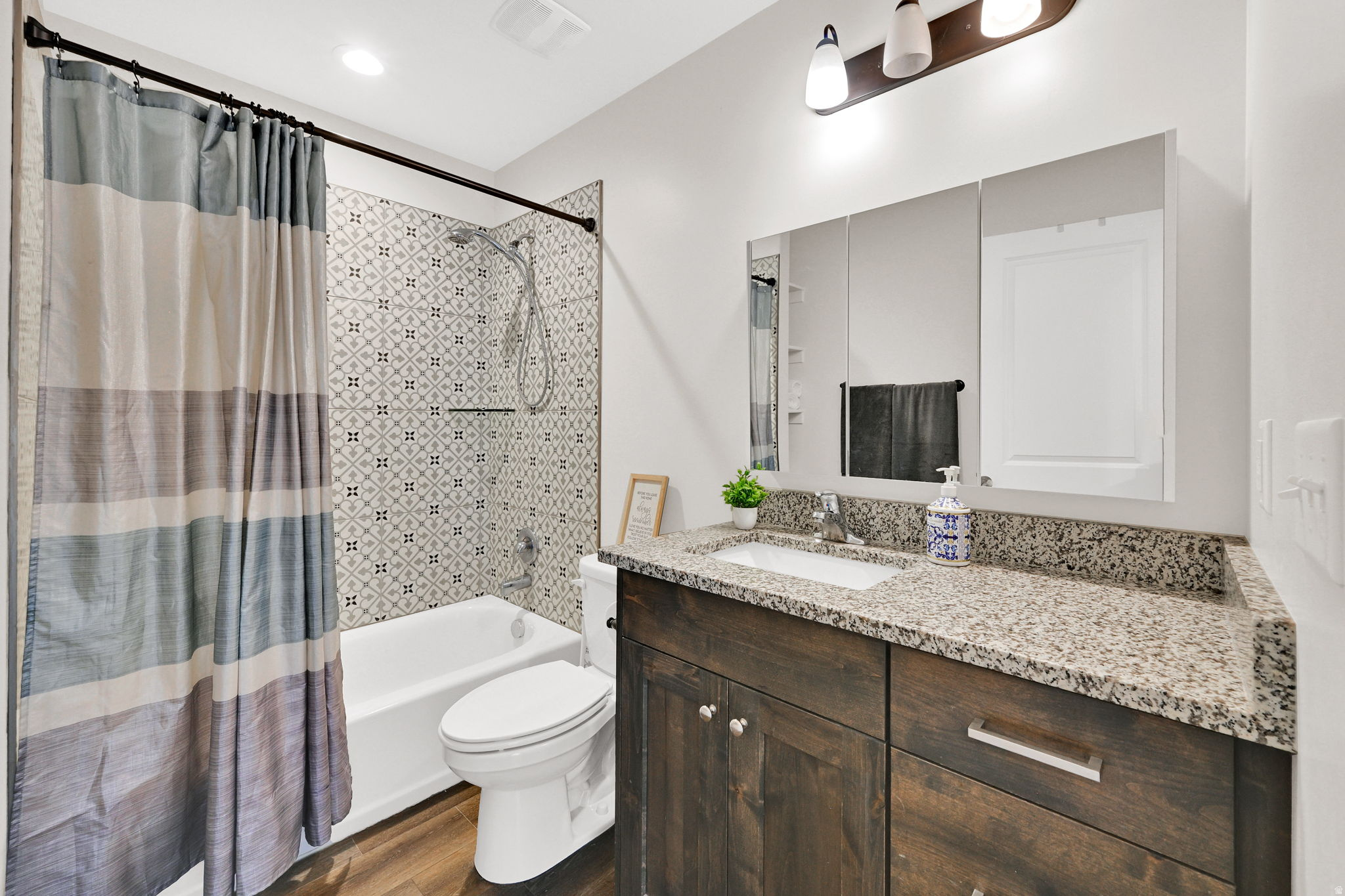 ASPEN MEADOWS - Residential