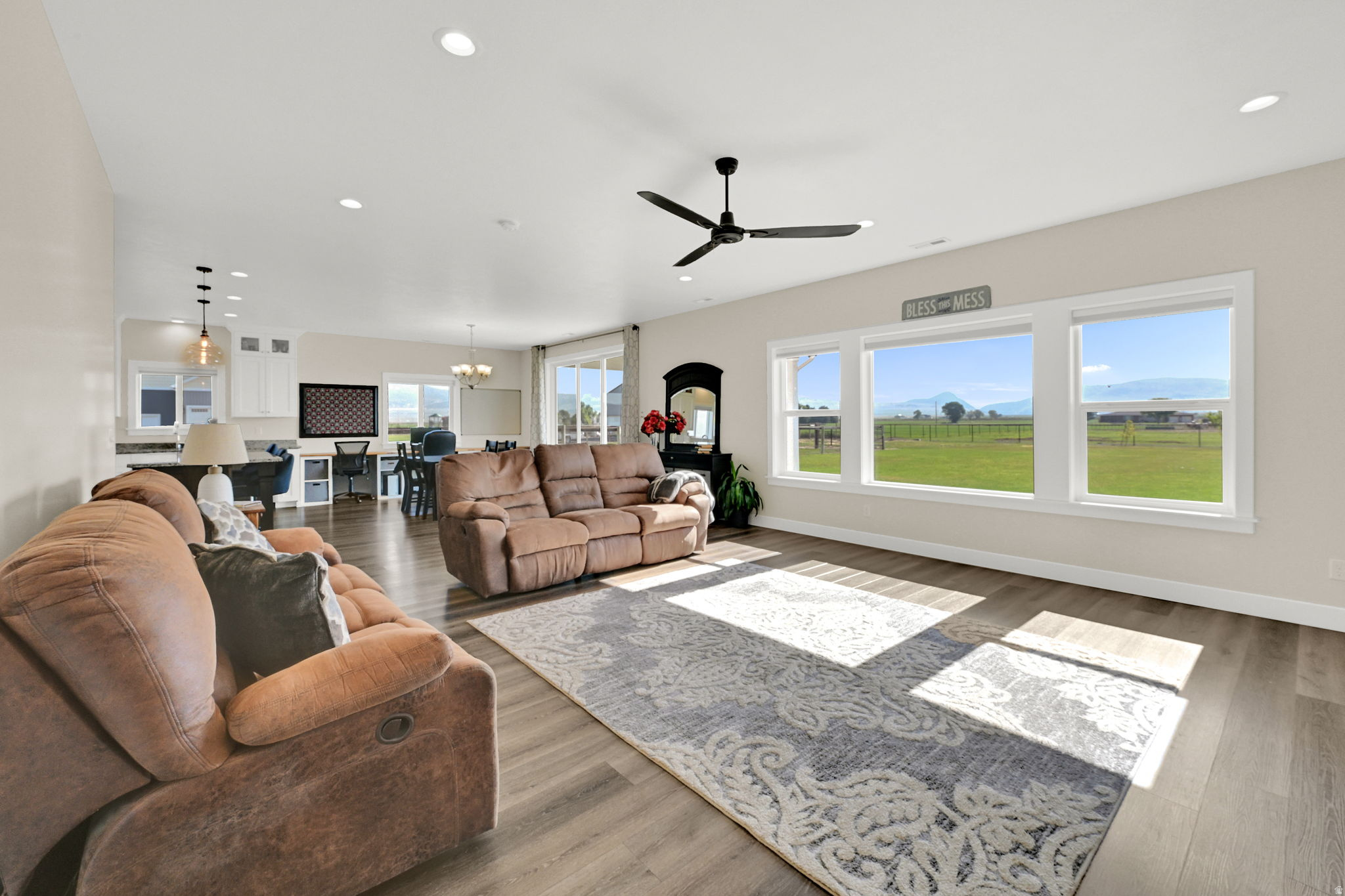 ASPEN MEADOWS - Residential