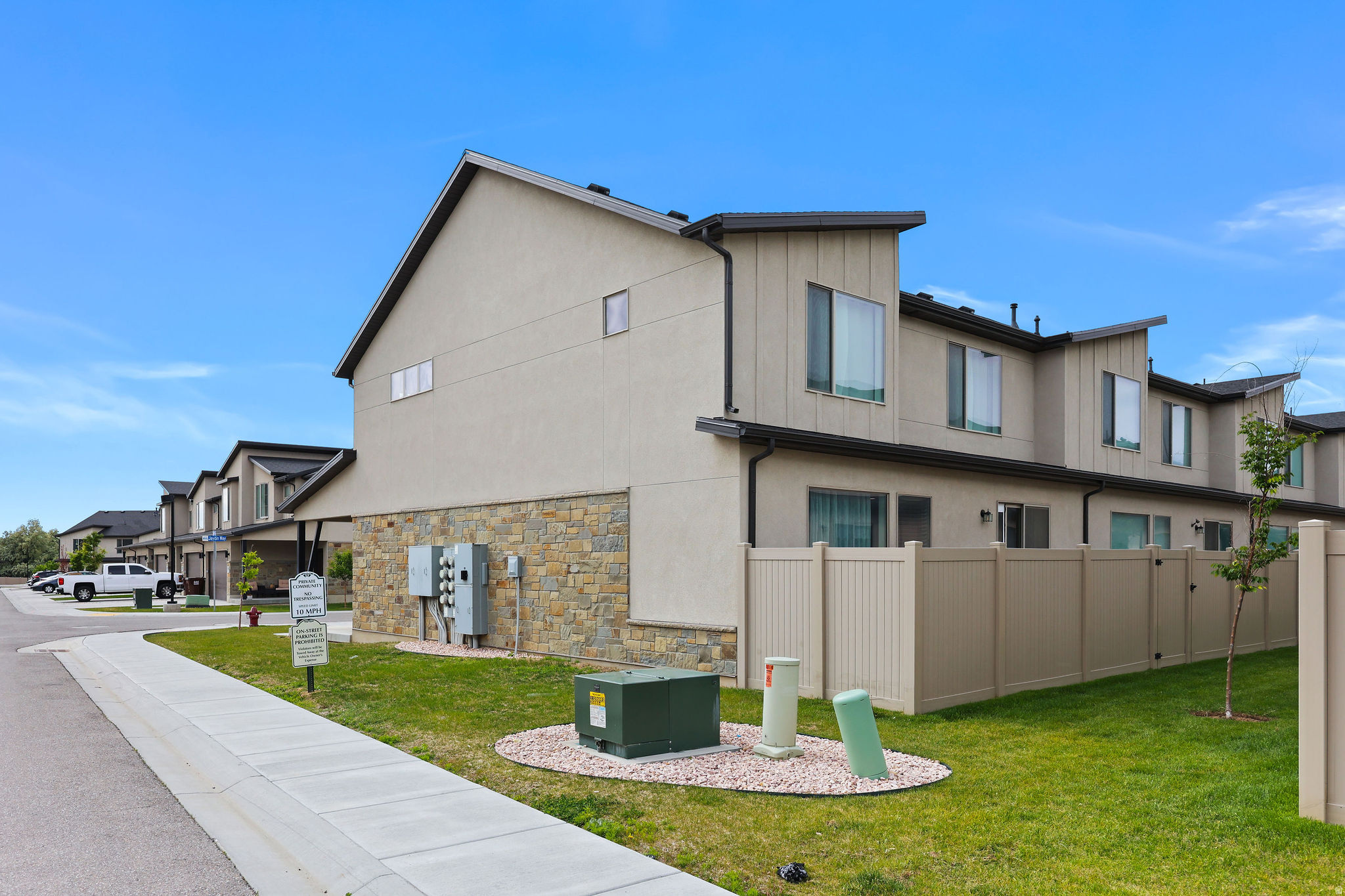 HAWK HAVEN TOWNHOMES - Residential