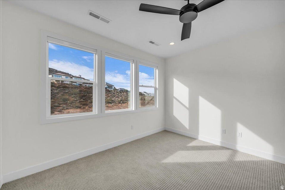 MAPLE ESTATES PH 5 - Residential