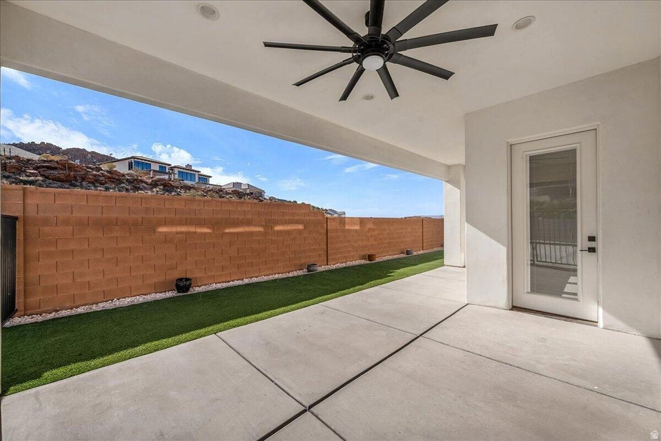 MAPLE ESTATES PH 5 - Residential