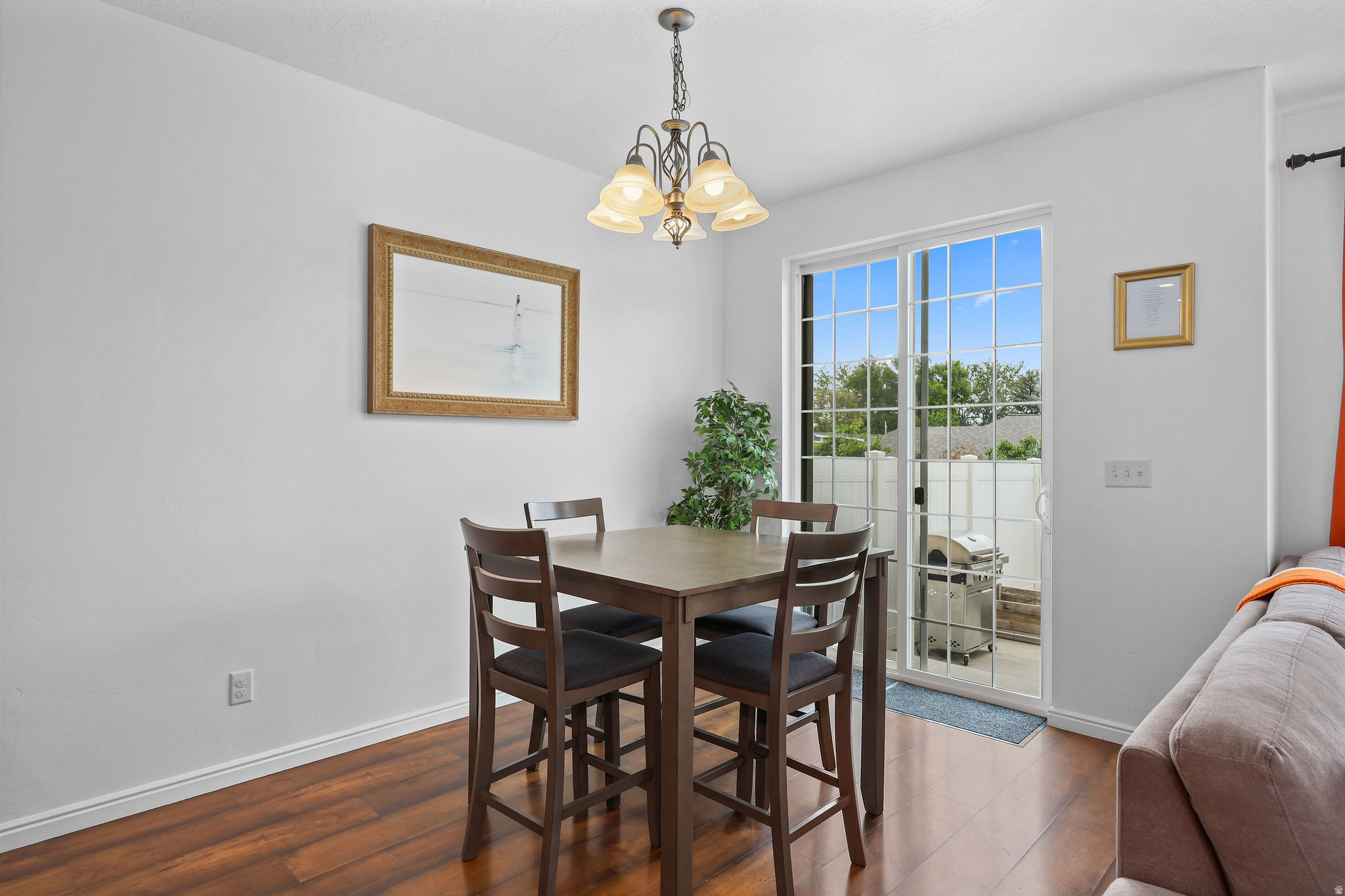 LIBERTY PLACE - Residential