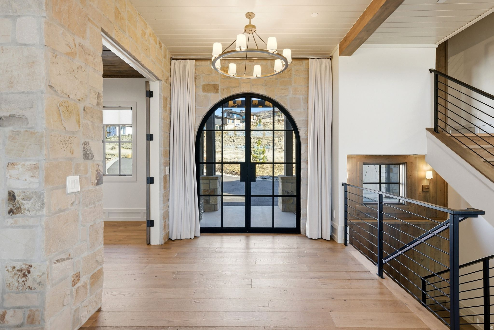 RED LEDGES - Residential