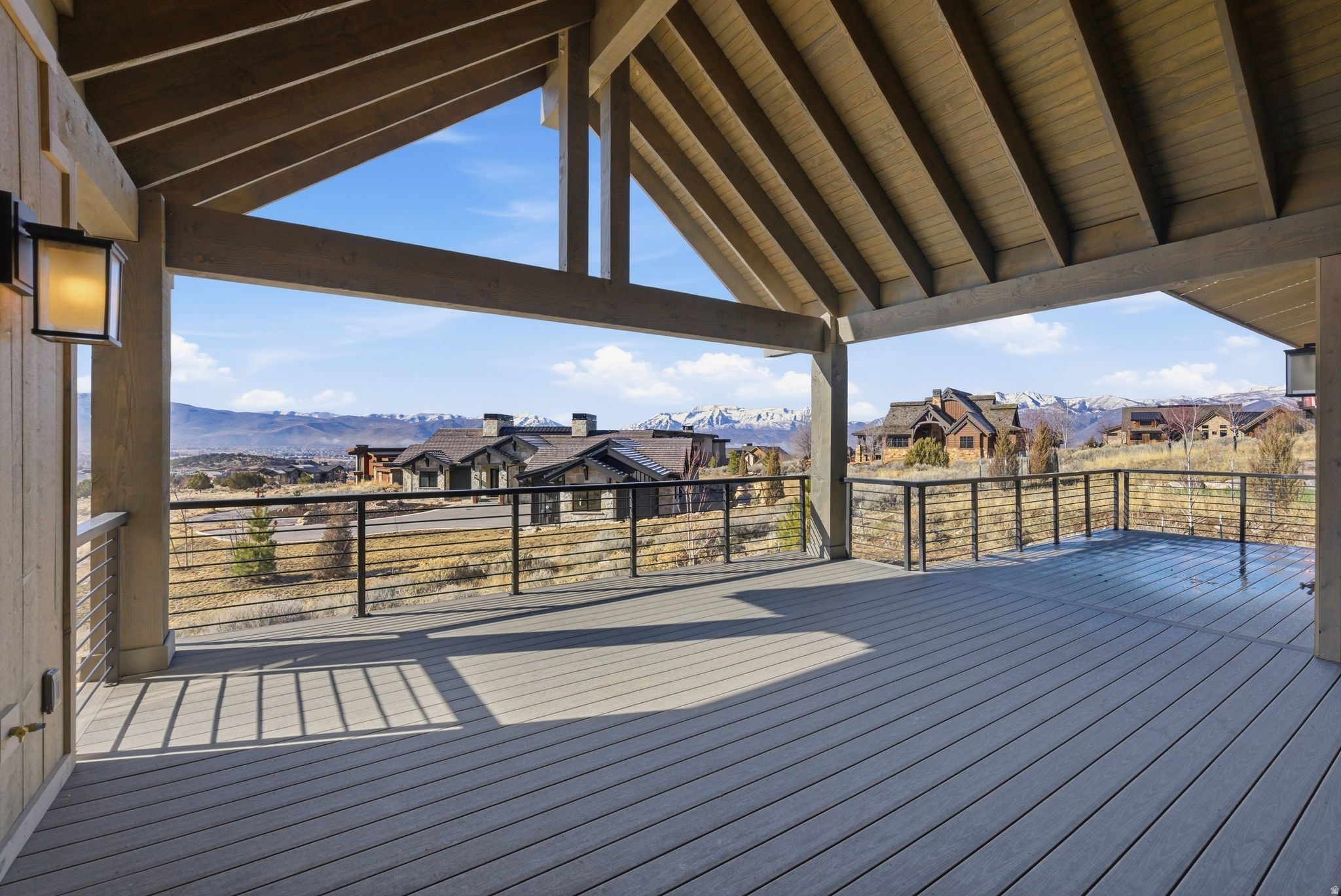 RED LEDGES - Residential