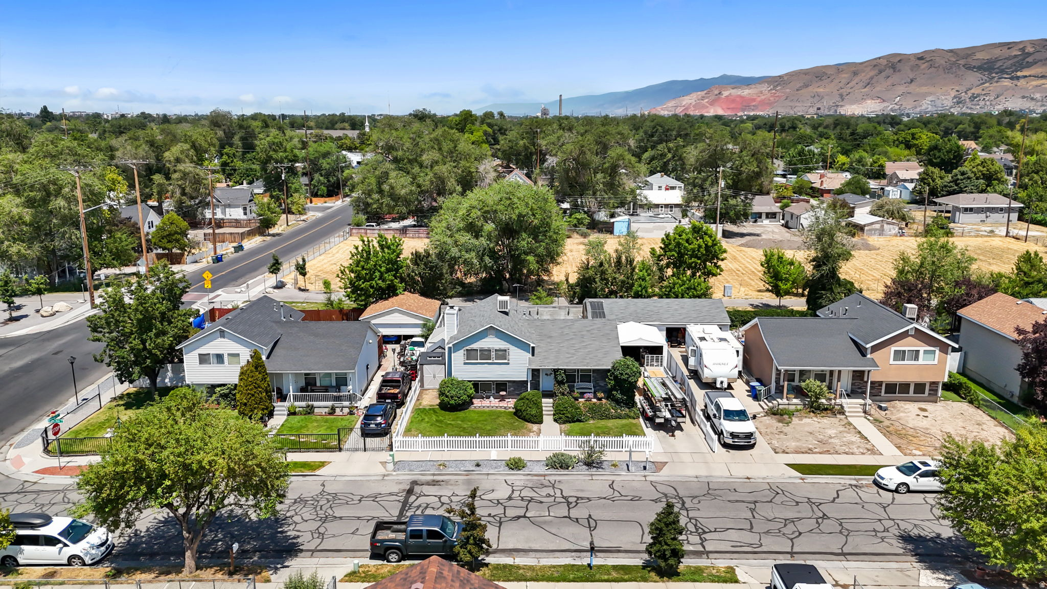 GREAT WESTSIDE - Residential