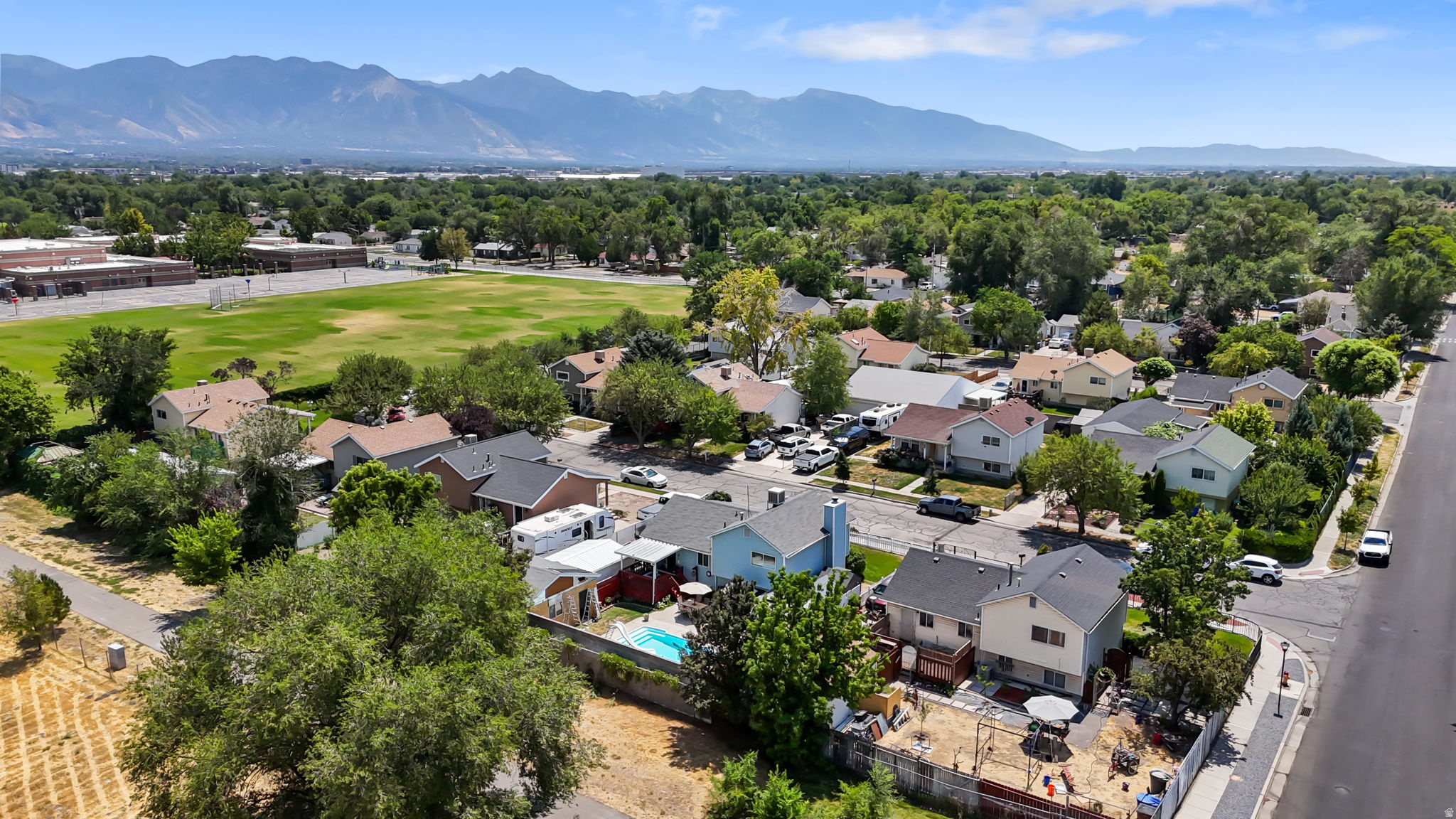 GREAT WESTSIDE - Residential