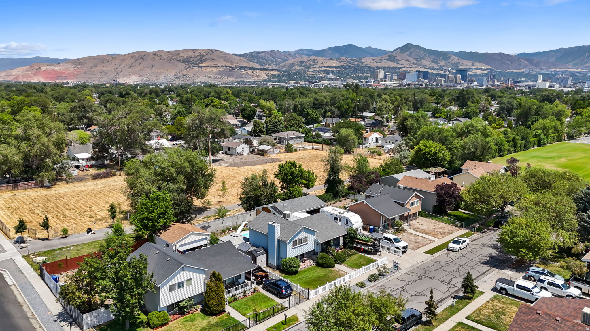 GREAT WESTSIDE - Residential