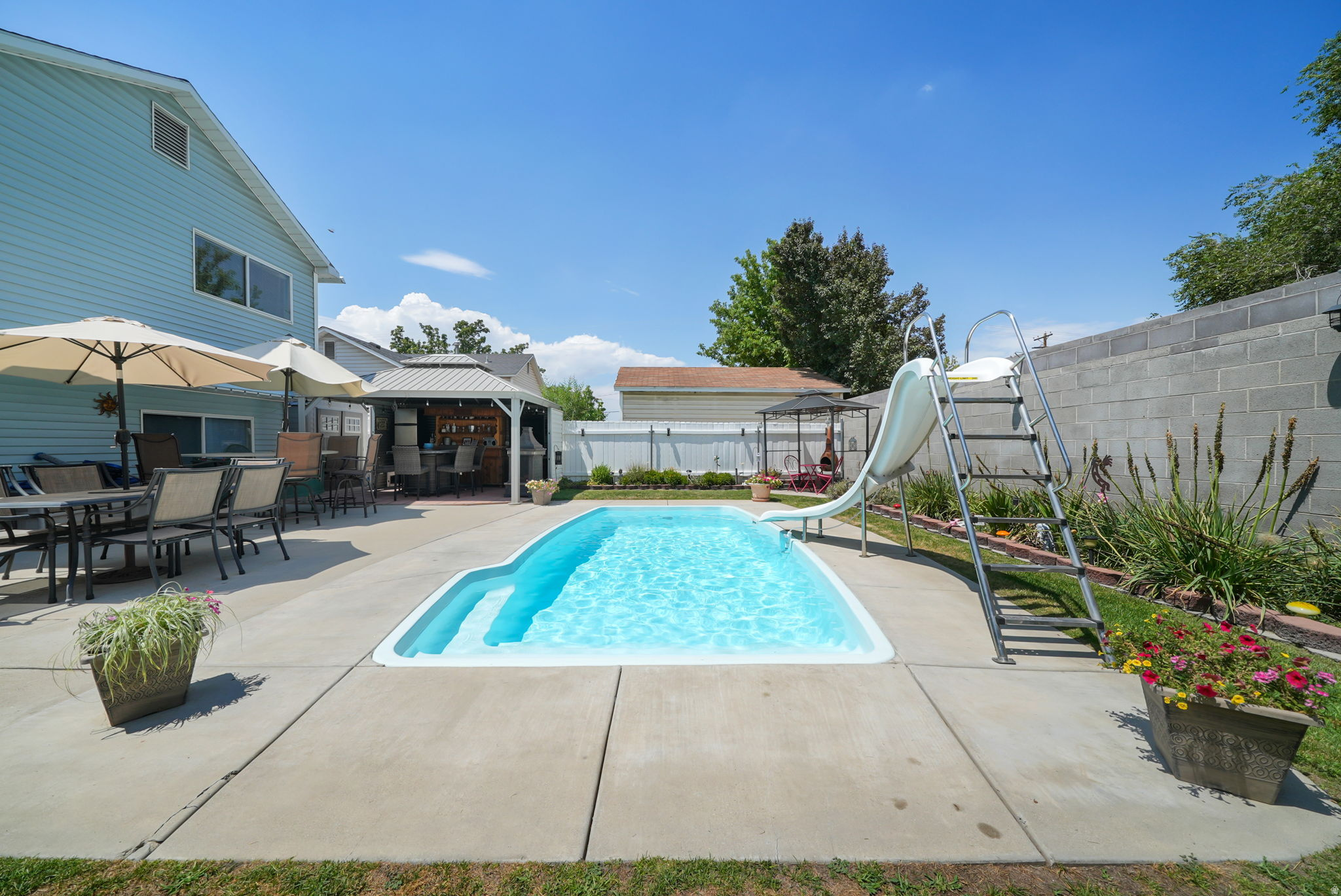 GREAT WESTSIDE - Residential