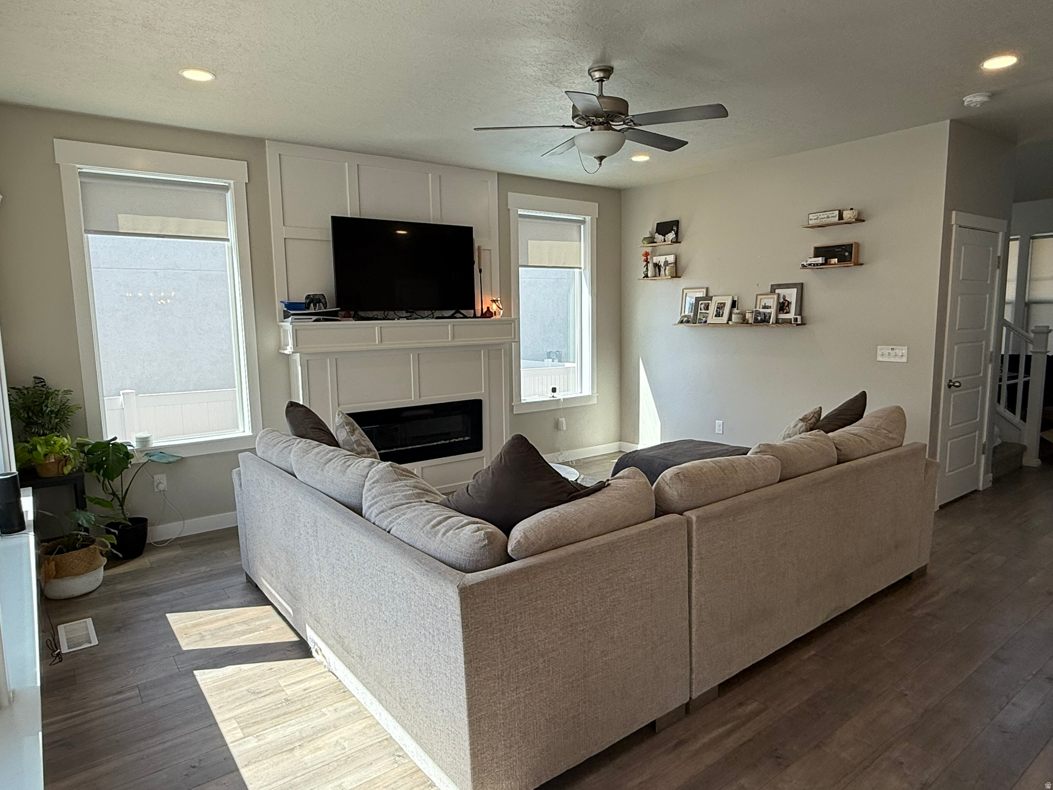 MEADOW CREEK RIDGE - Residential