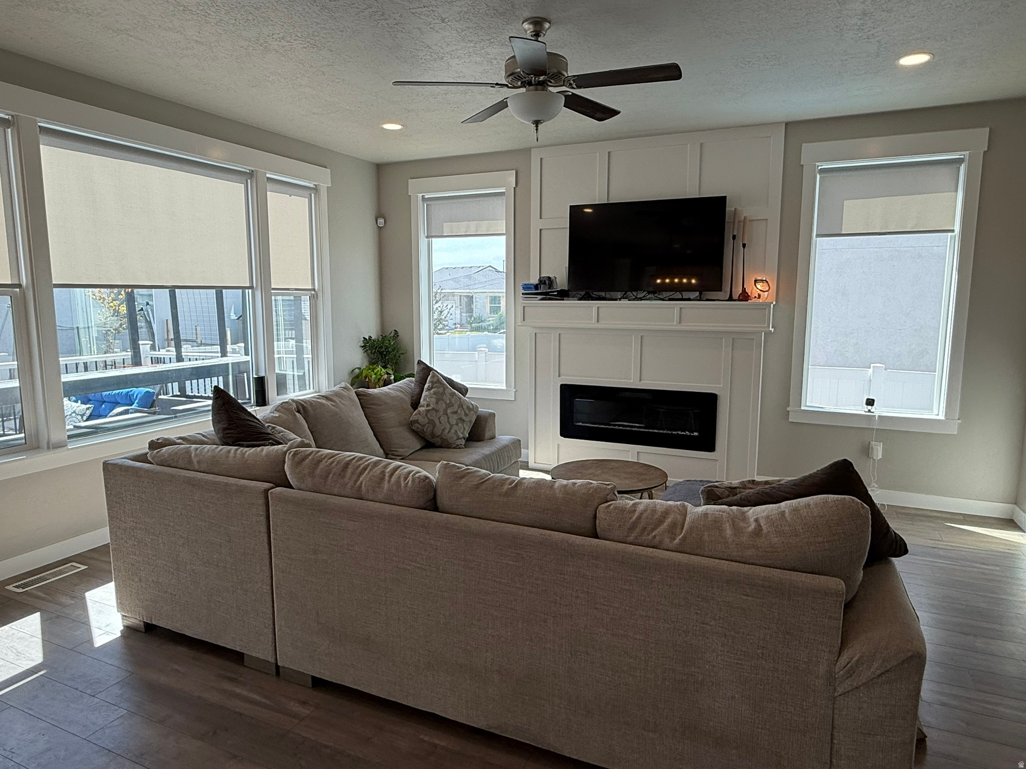 MEADOW CREEK RIDGE - Residential