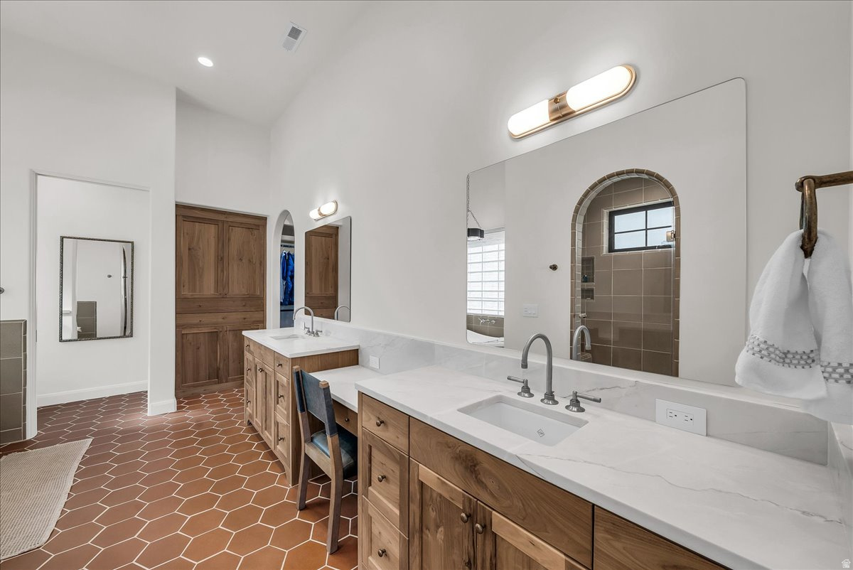 COVE AT SUNBROOK - Residential