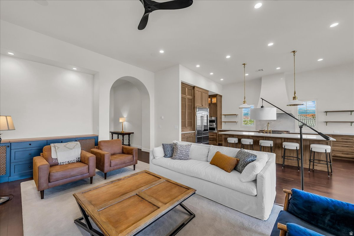 COVE AT SUNBROOK - Residential