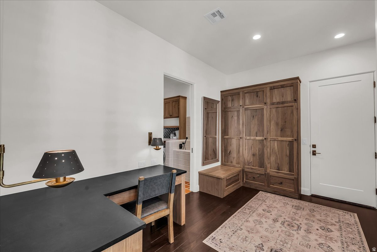 COVE AT SUNBROOK - Residential