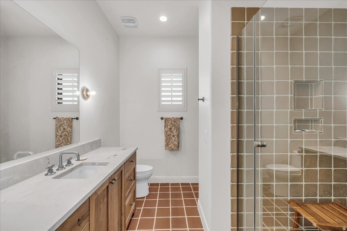 COVE AT SUNBROOK - Residential